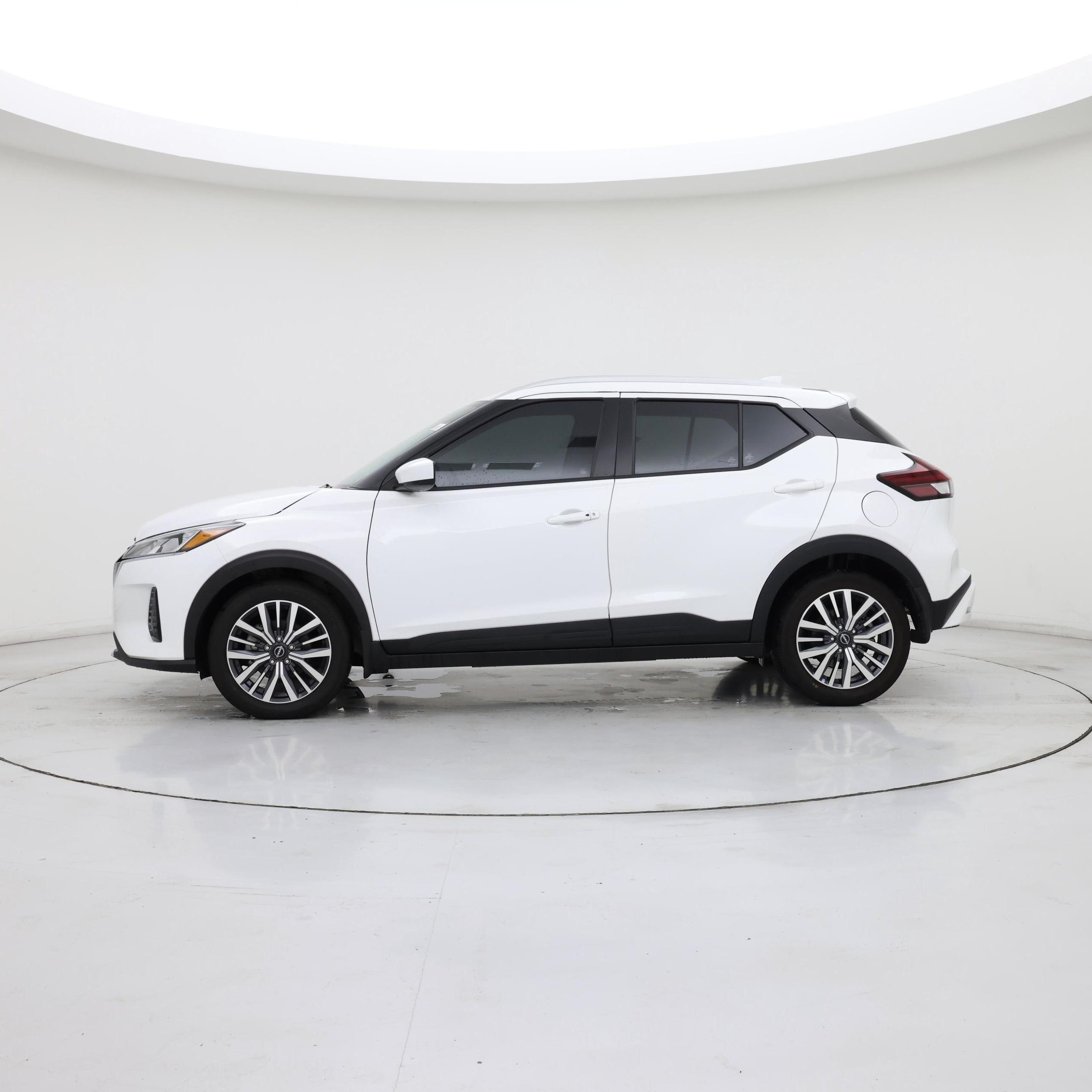 Thumbnail: 2024 Nissan Kicks - 3