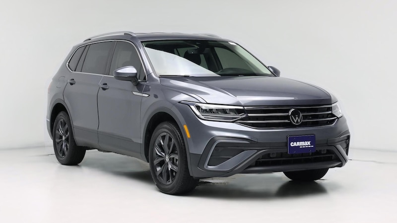 2024 Volkswagen Tiguan SE Hero Image