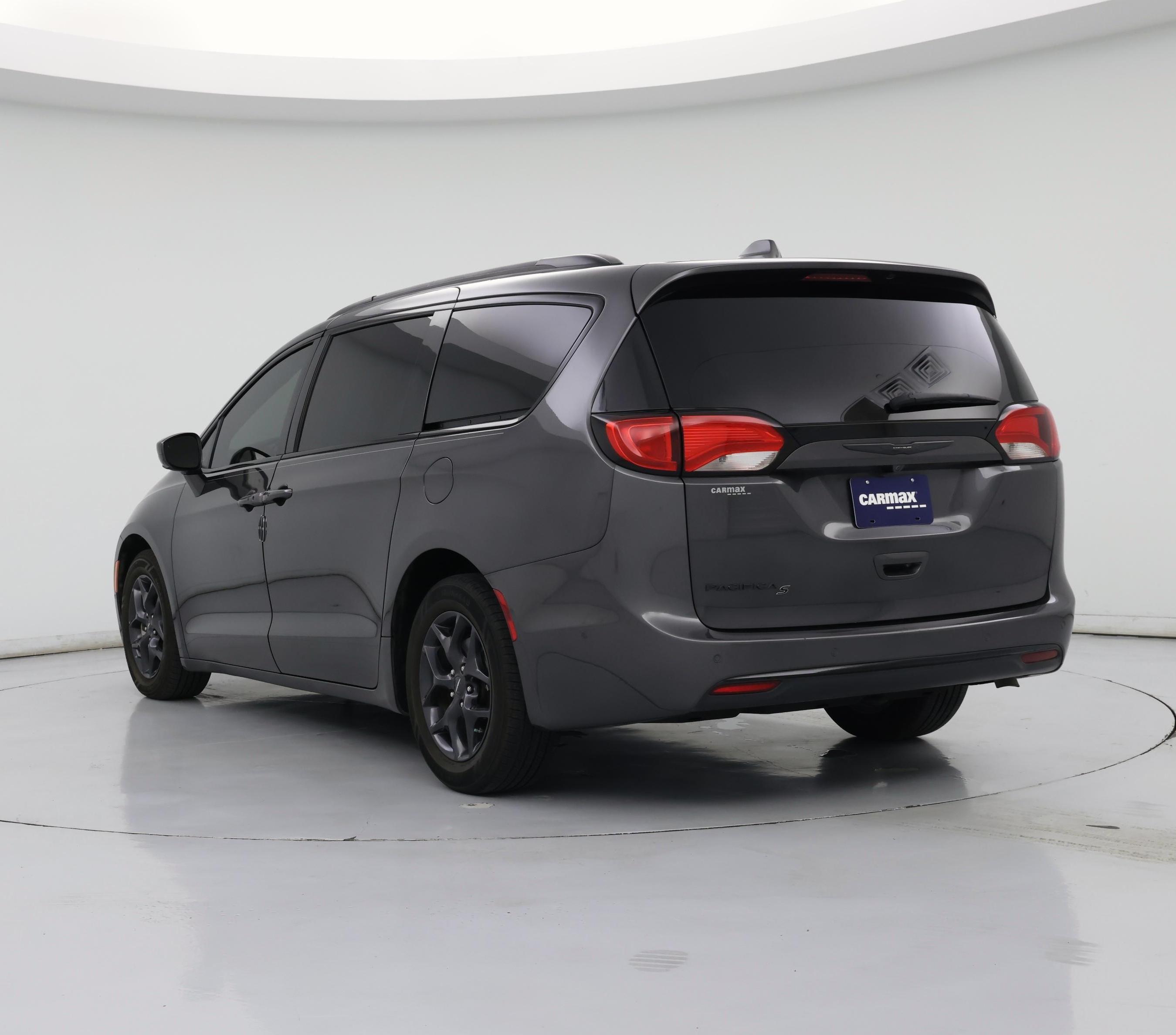Thumbnail: 2020 Chrysler Pacifica - 2