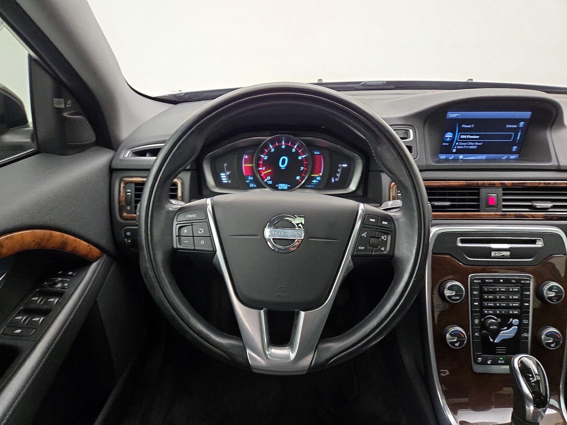 Thumbnail: 2014 Volvo S80 - 10