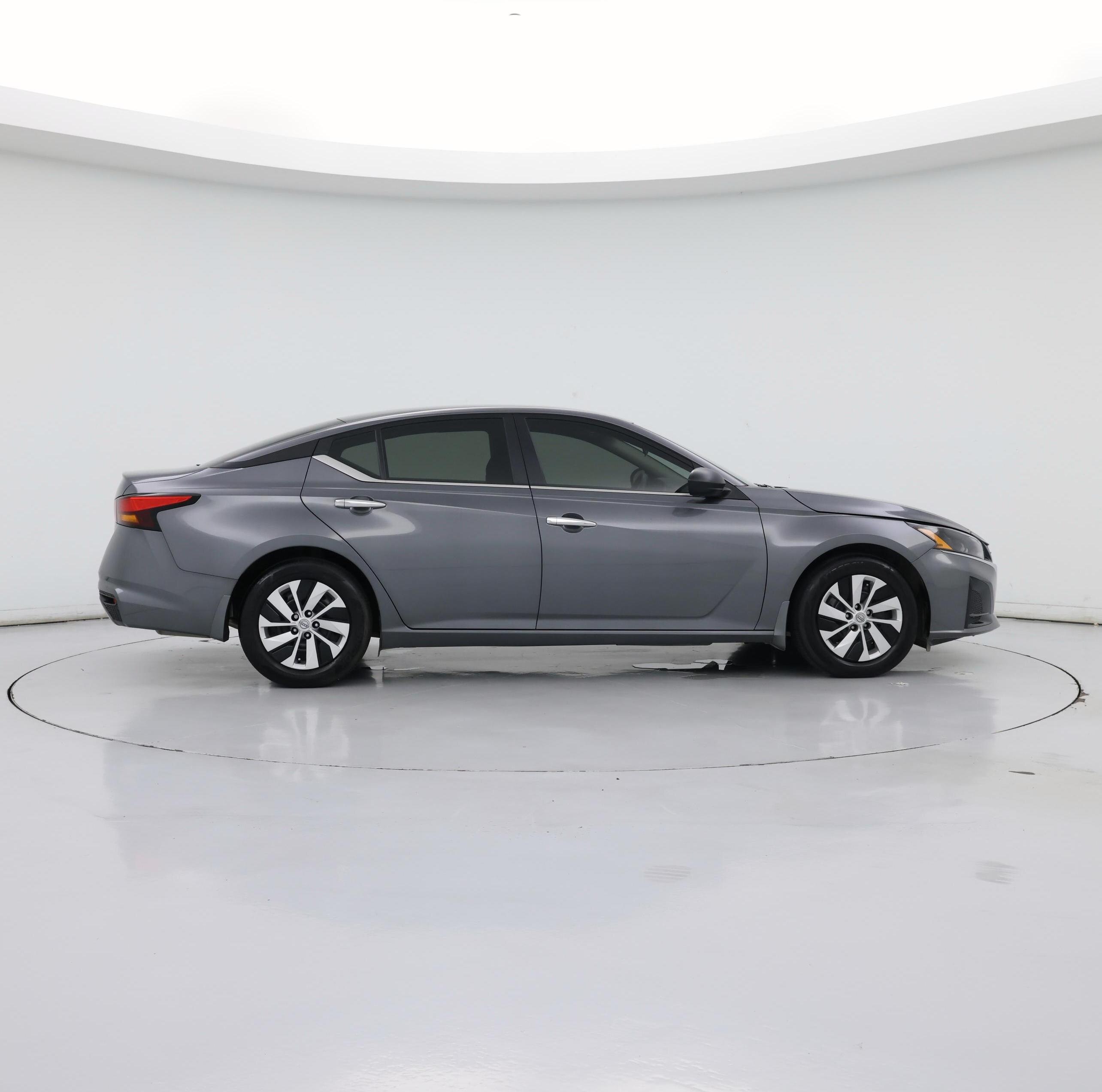 Thumbnail: 2024 Nissan Altima - 7