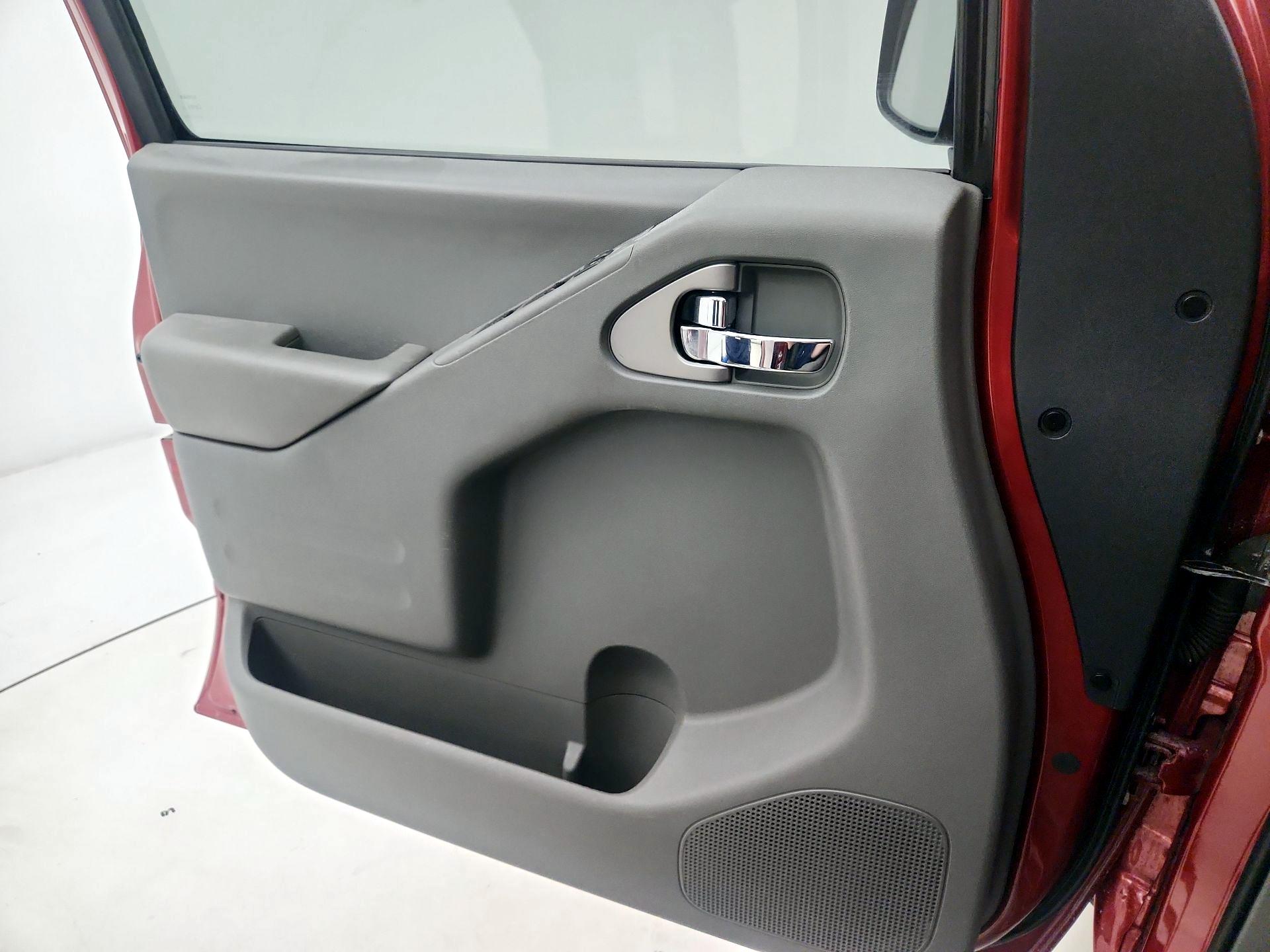 Thumbnail: 2019 Nissan Frontier - 12