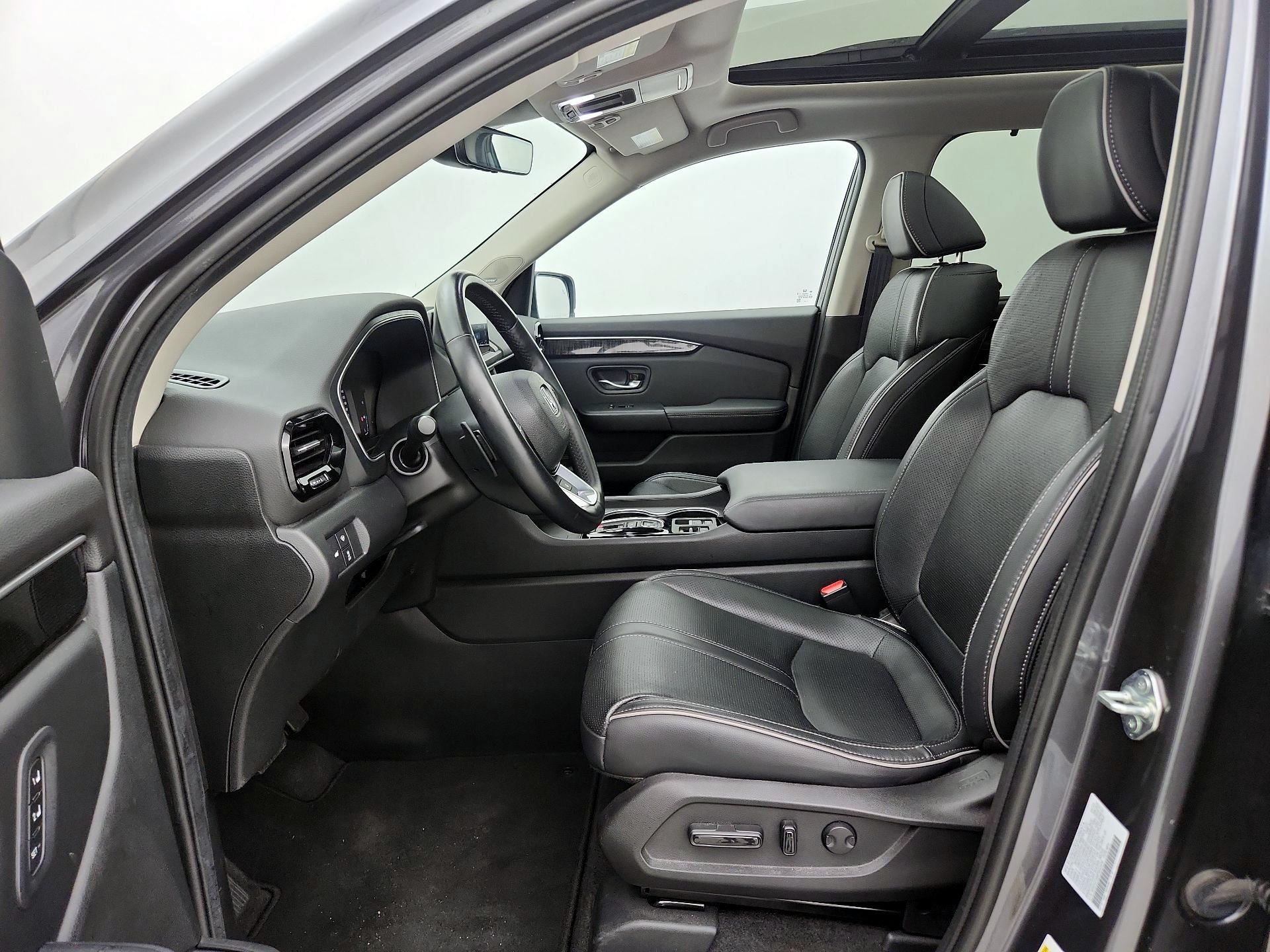 Thumbnail: 2023 Honda Pilot - 11