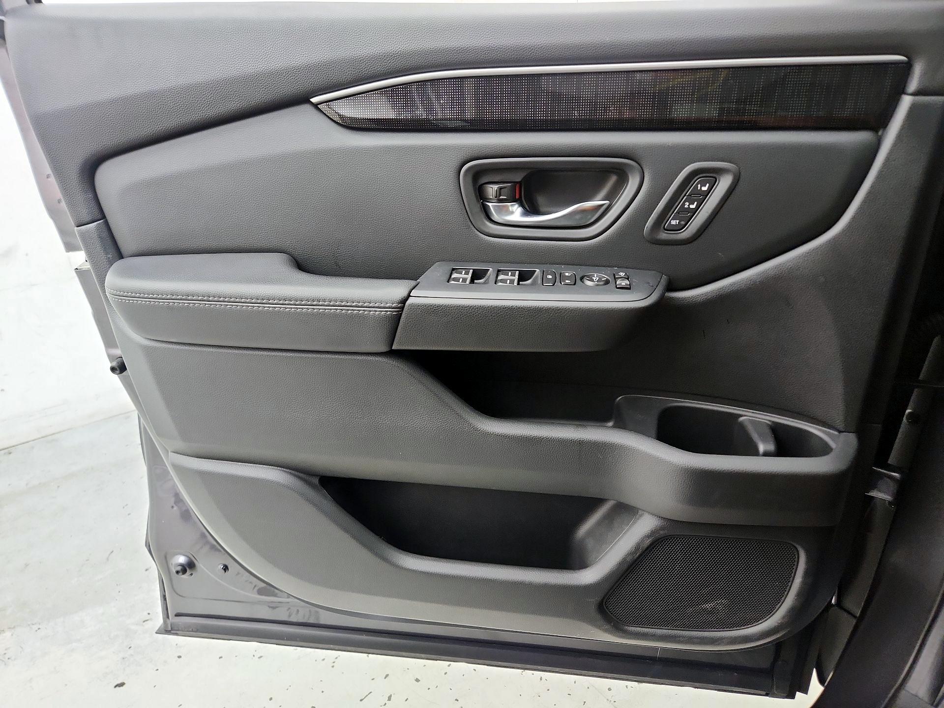 Thumbnail: 2023 Honda Pilot - 12