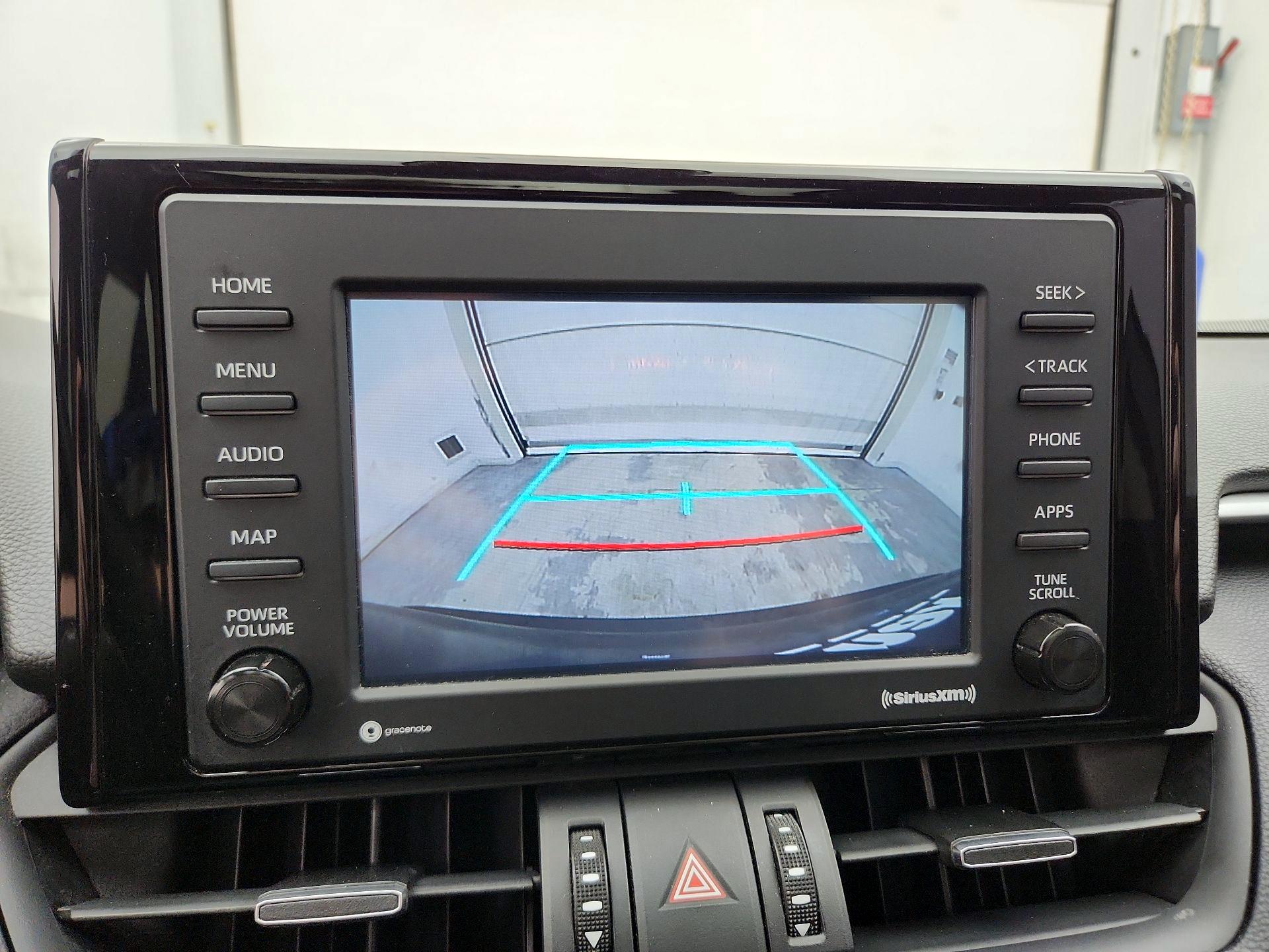 Thumbnail: 2021 Toyota RAV4 - 14