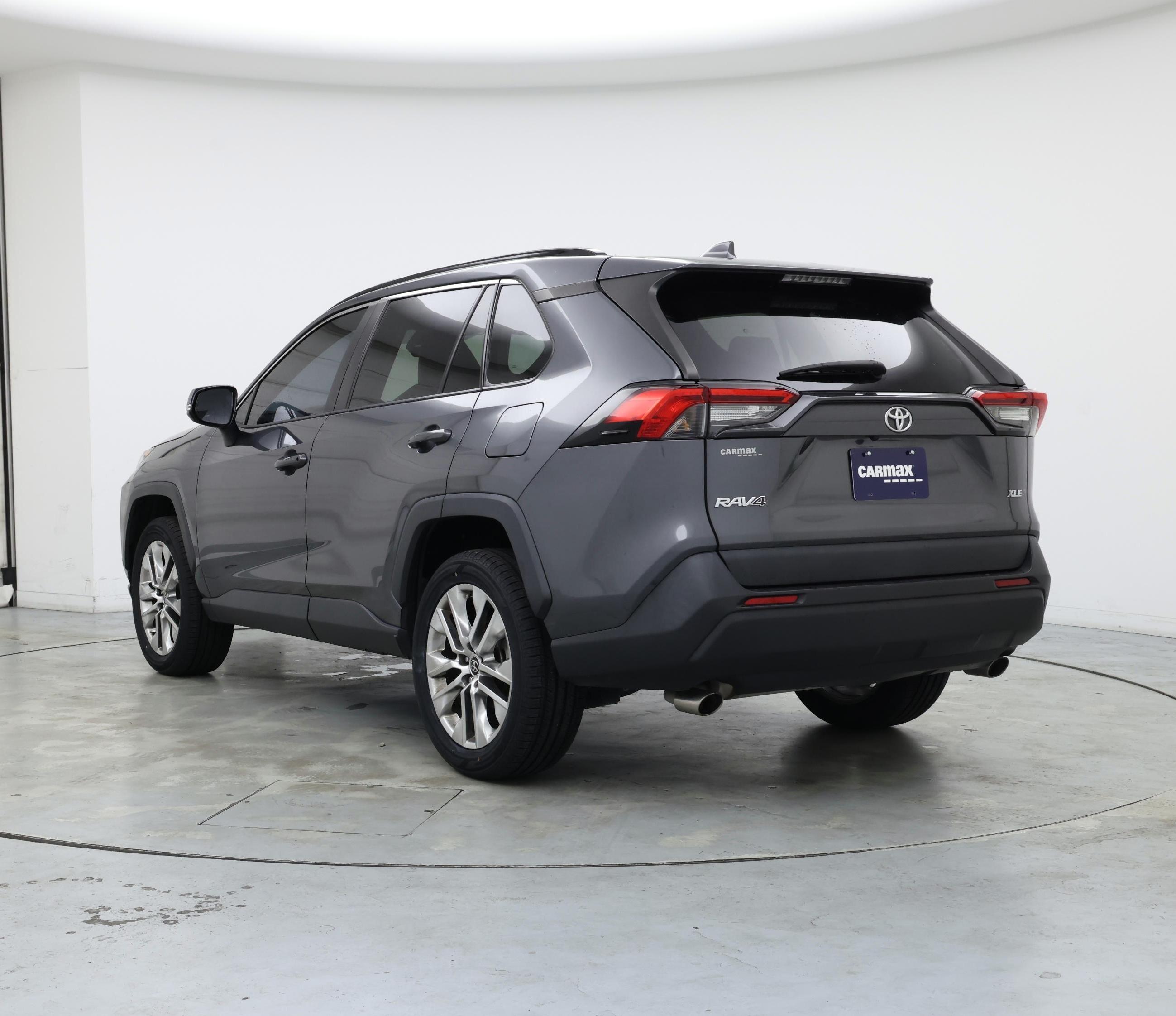 Thumbnail: 2021 Toyota RAV4 - 2