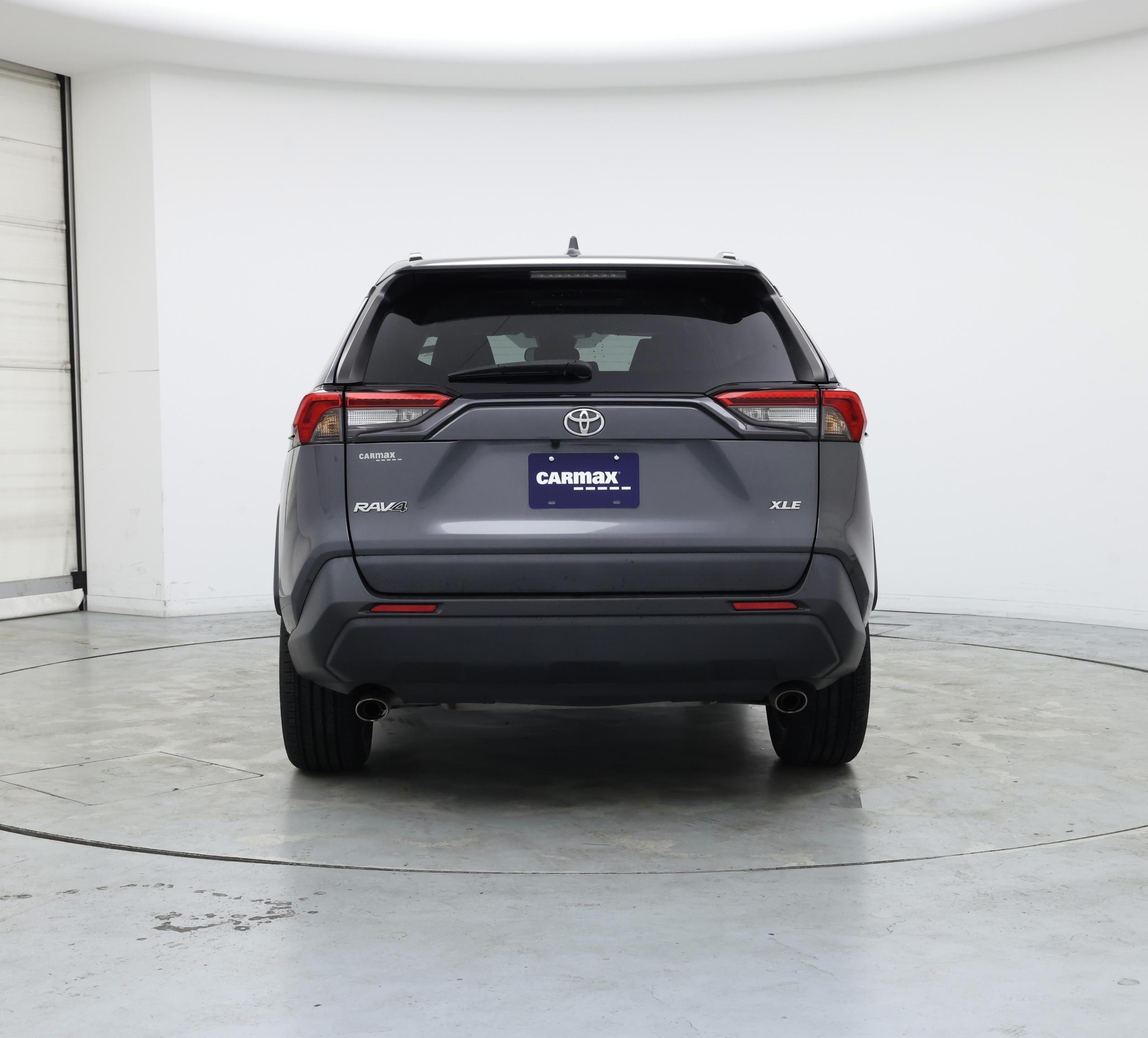 Thumbnail: 2021 Toyota RAV4 - 6