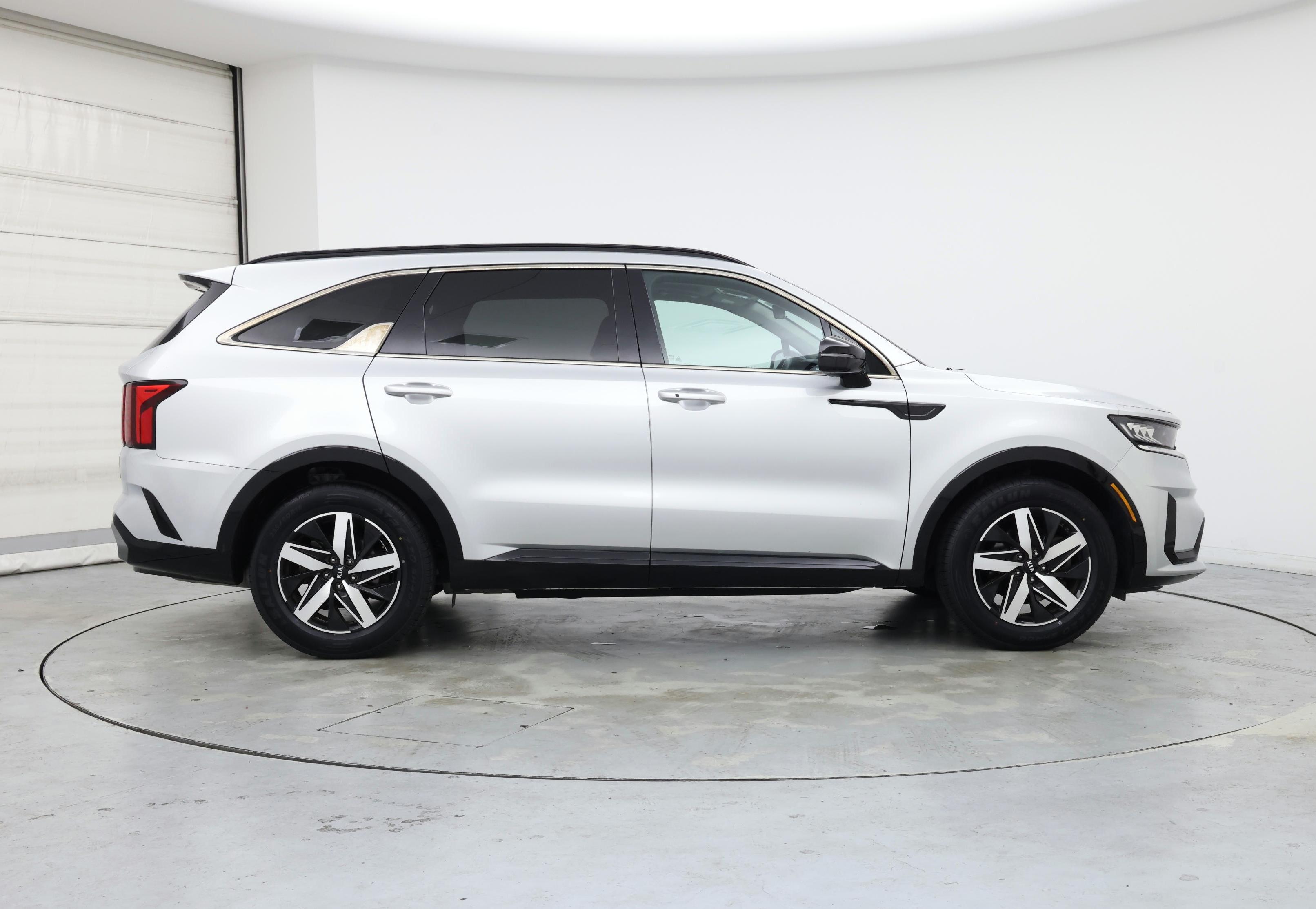 Thumbnail: 2021 Kia Sorento - 7