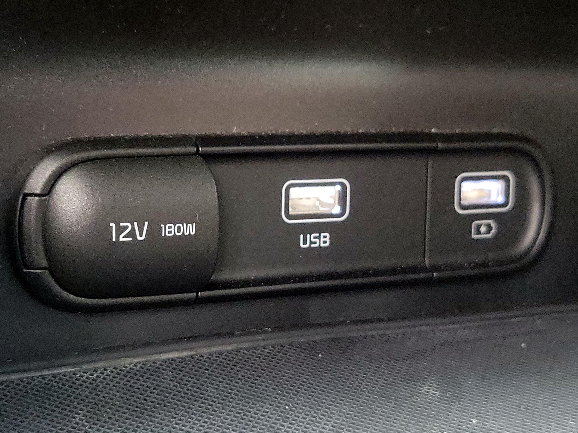 Thumbnail: 2022 Kia K5 - 19