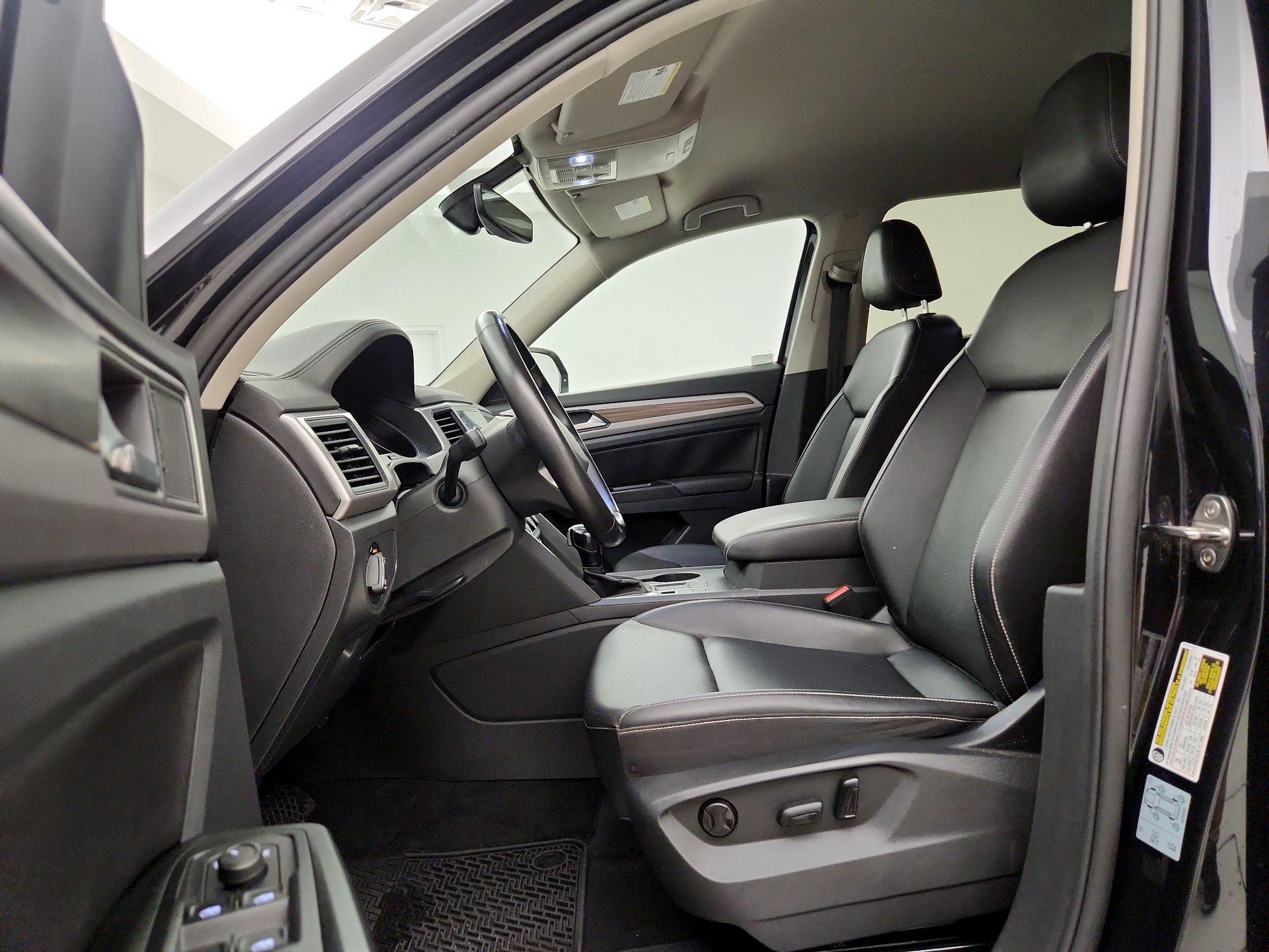 Thumbnail: 2021 Volkswagen Atlas - 11