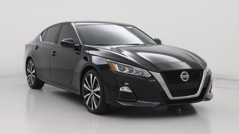 2022 Nissan Altima SR Hero Image