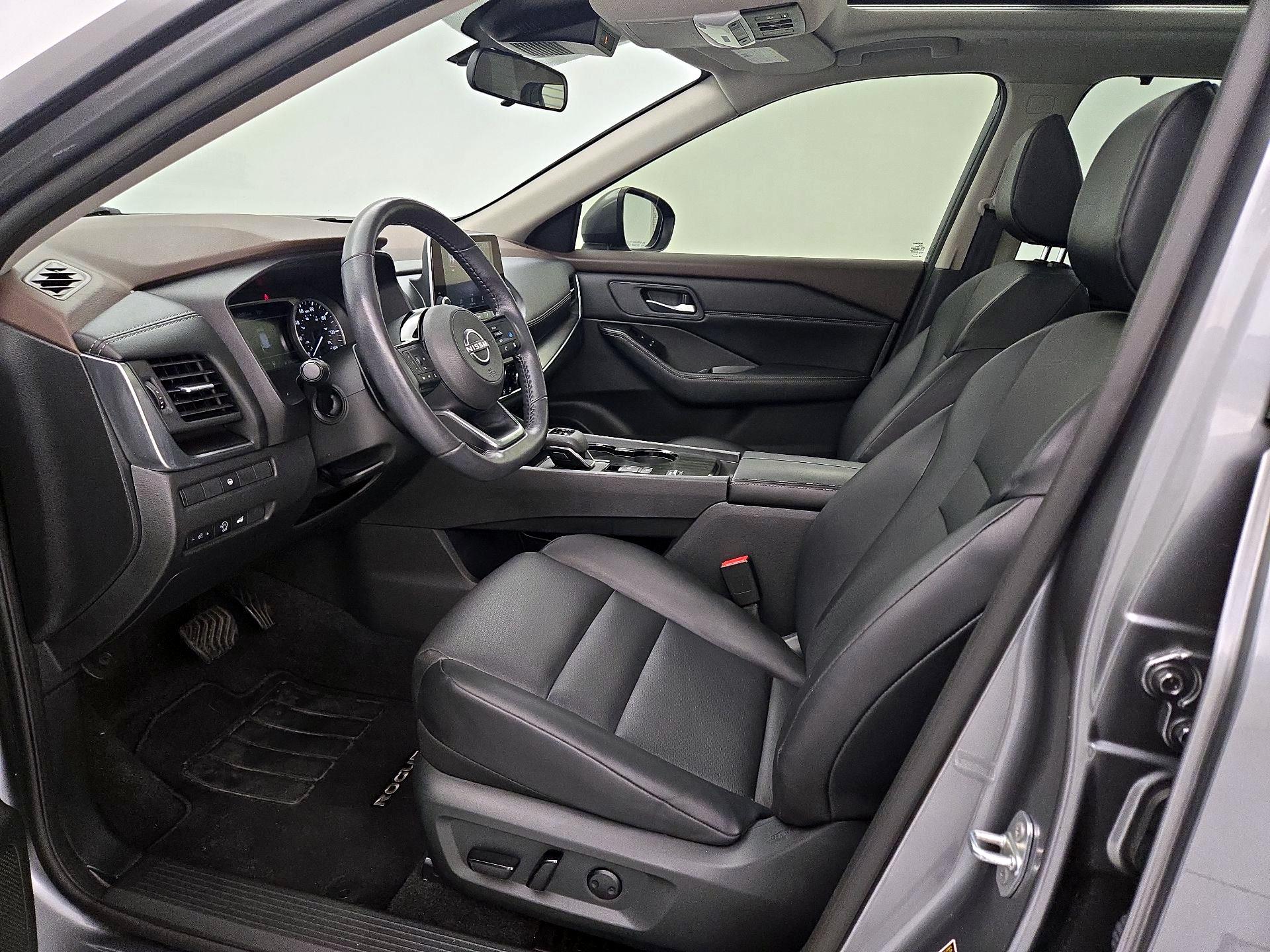 Thumbnail: 2023 Nissan Rogue - 11