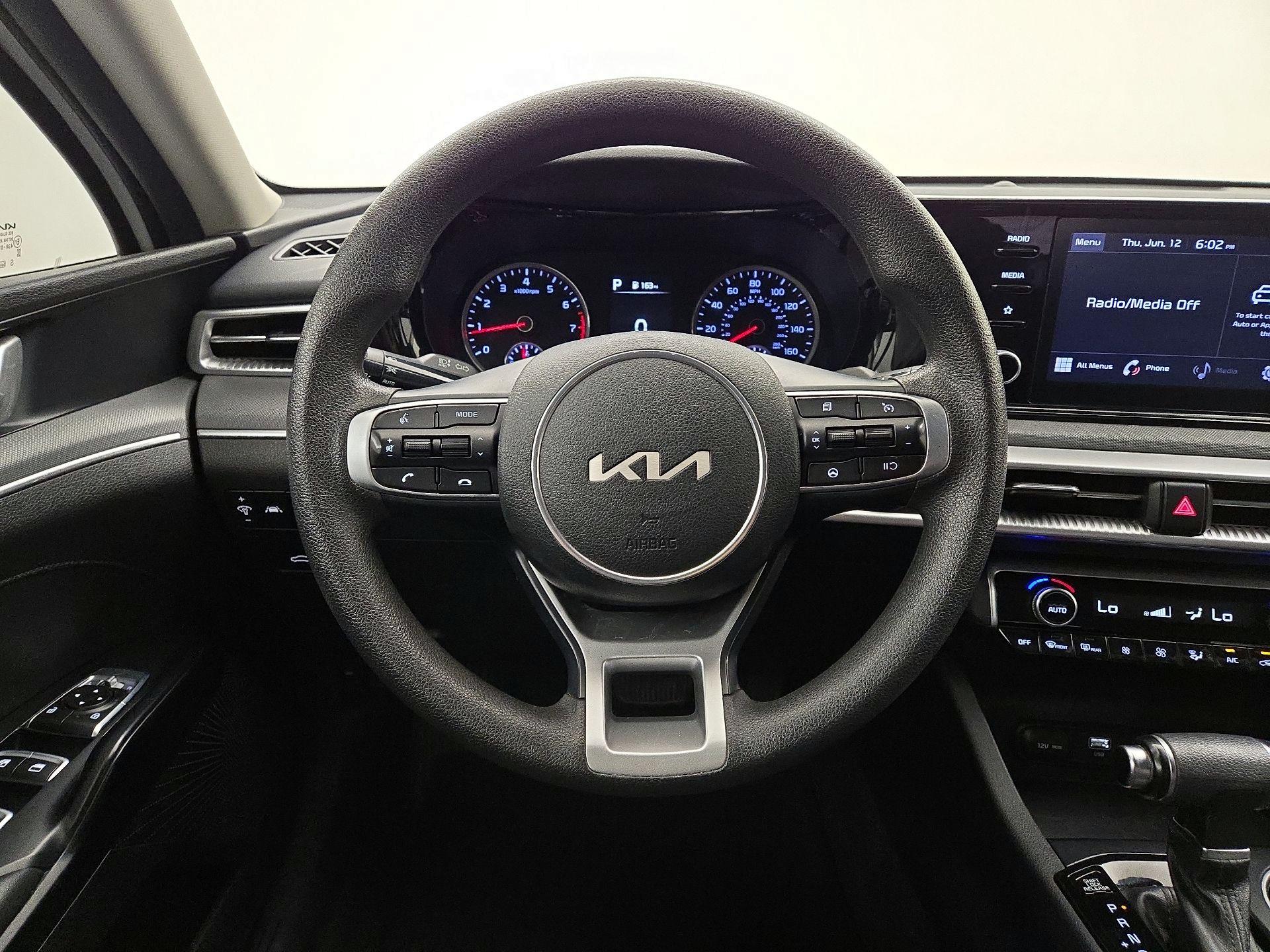 Thumbnail: 2022 Kia K5 - 10