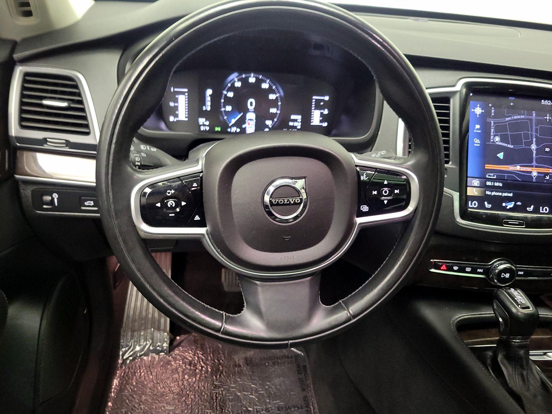 Thumbnail: 2019 Volvo XC90 - 10