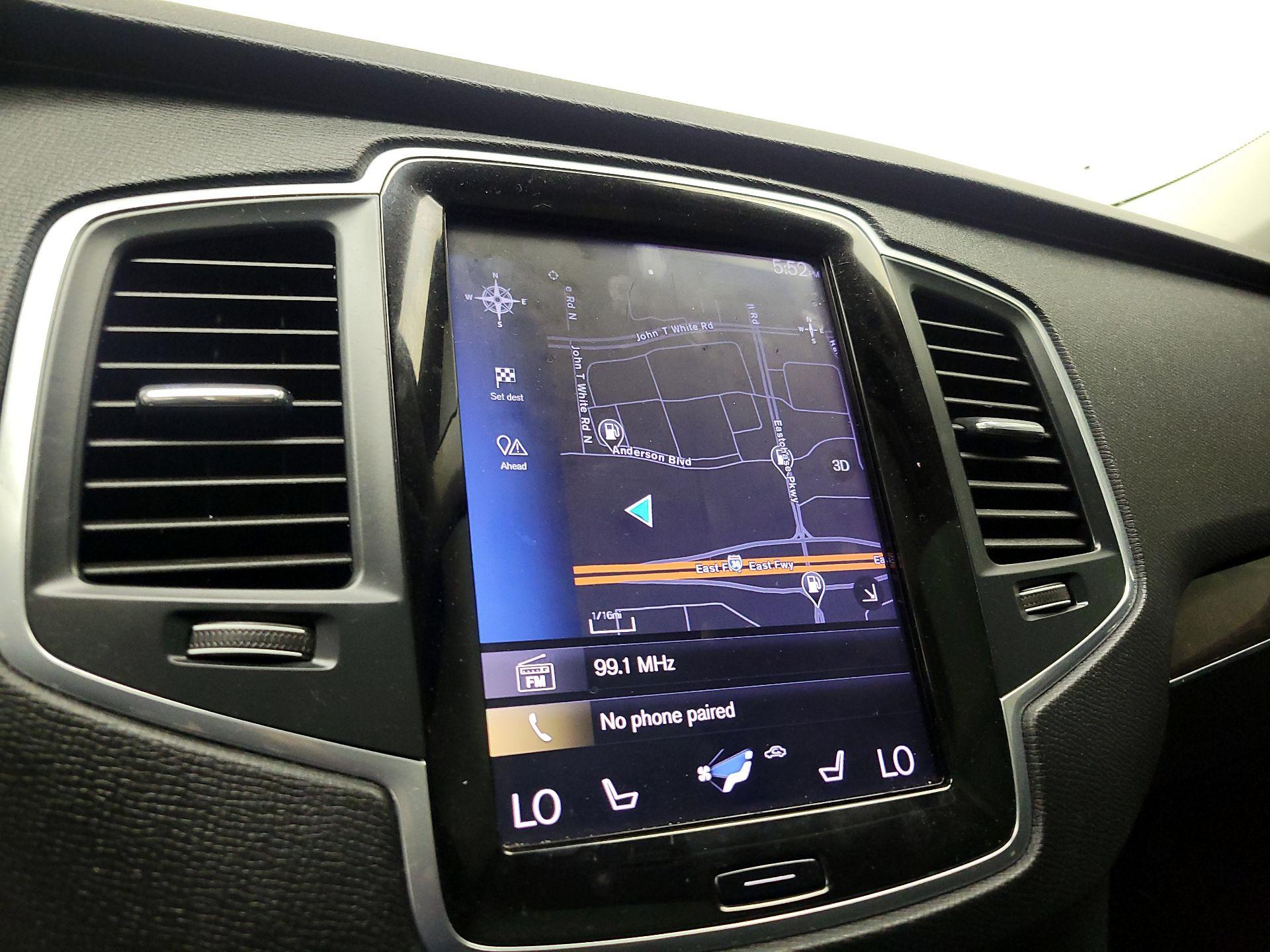 Thumbnail: 2019 Volvo XC90 - 14