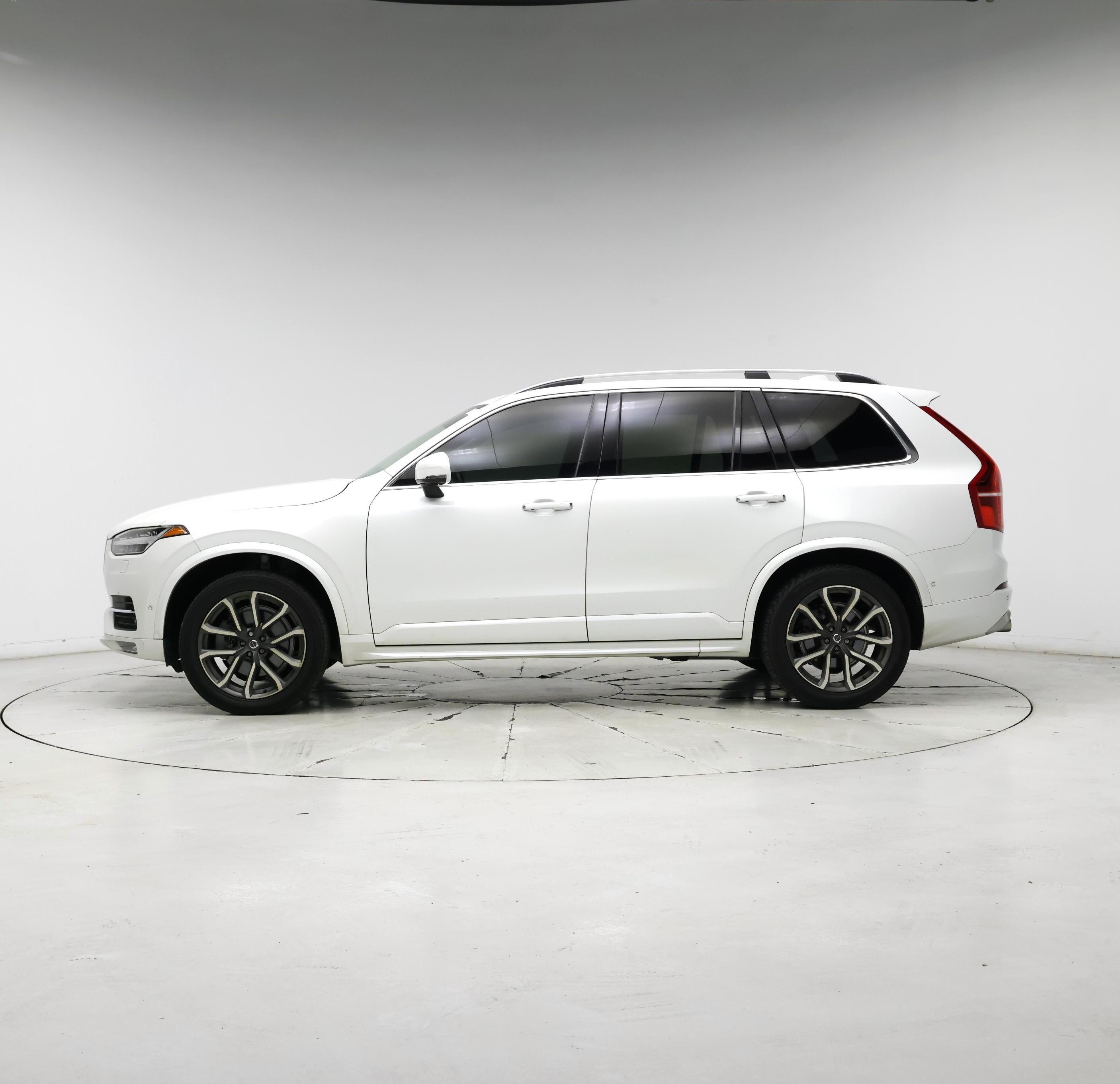 Thumbnail: 2019 Volvo XC90 - 3