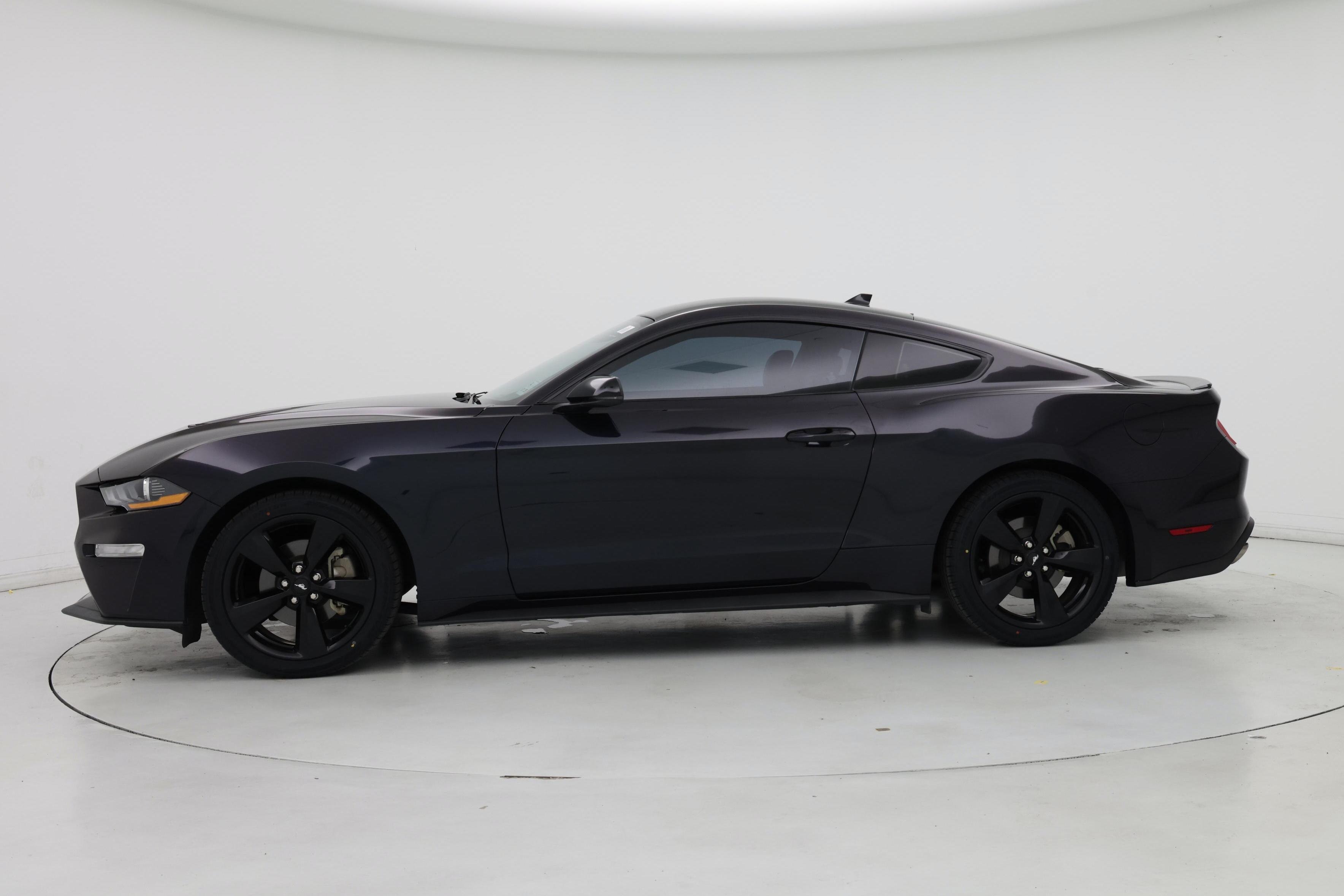 Thumbnail: 2022 Ford Mustang - 3