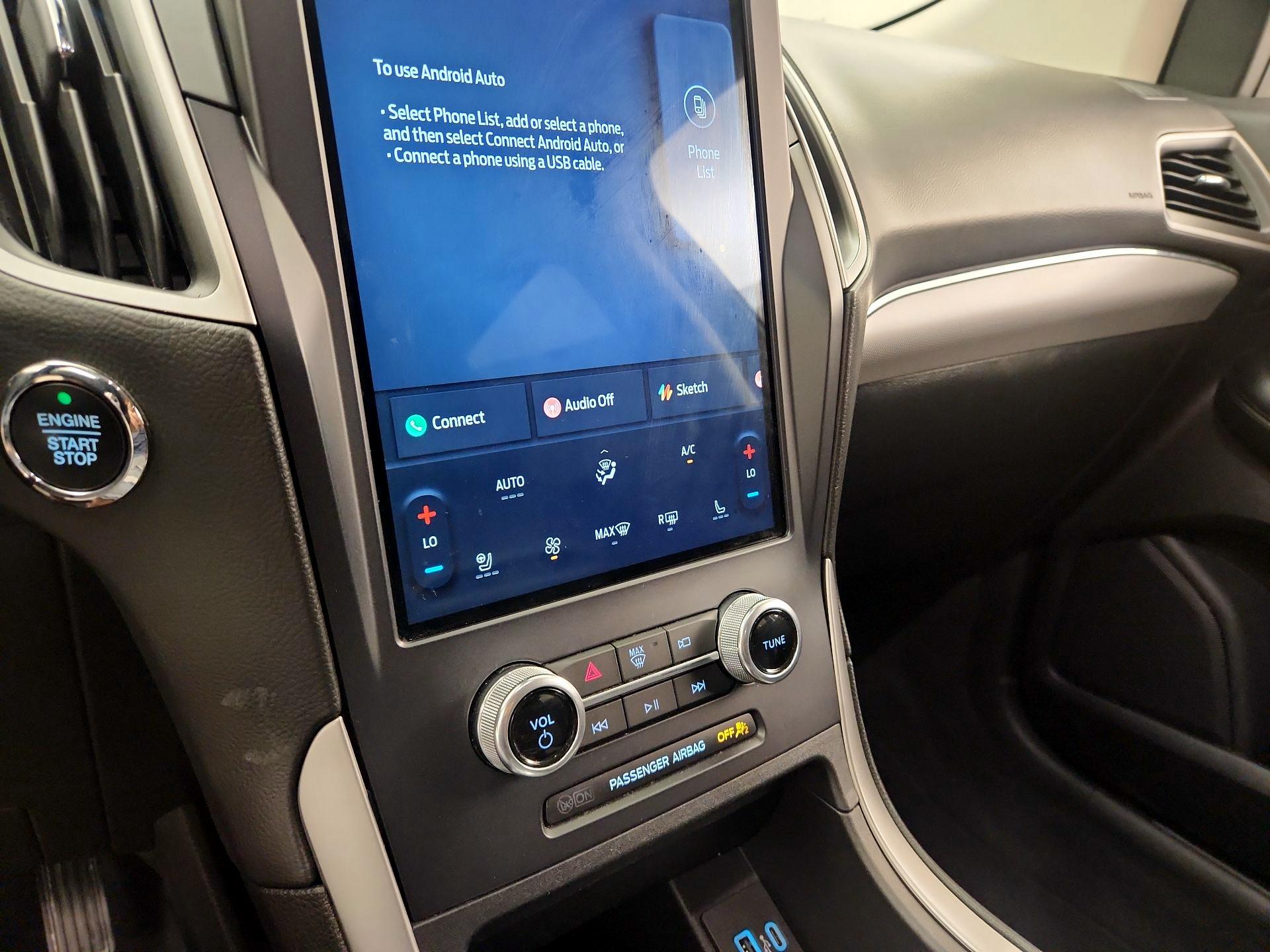 Thumbnail: 2022 Ford Edge - 14