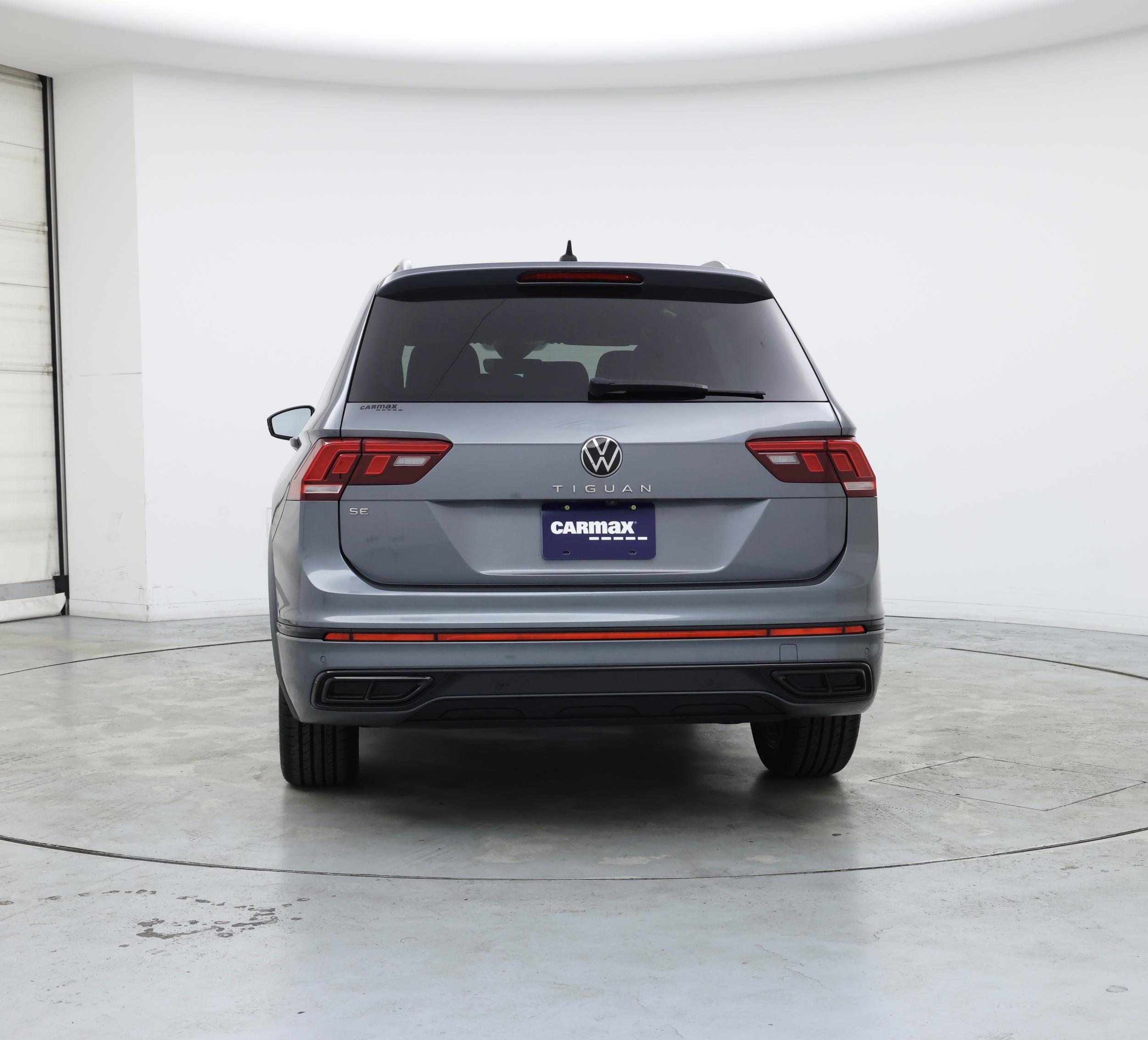 Thumbnail: 2022 Volkswagen Tiguan - 6