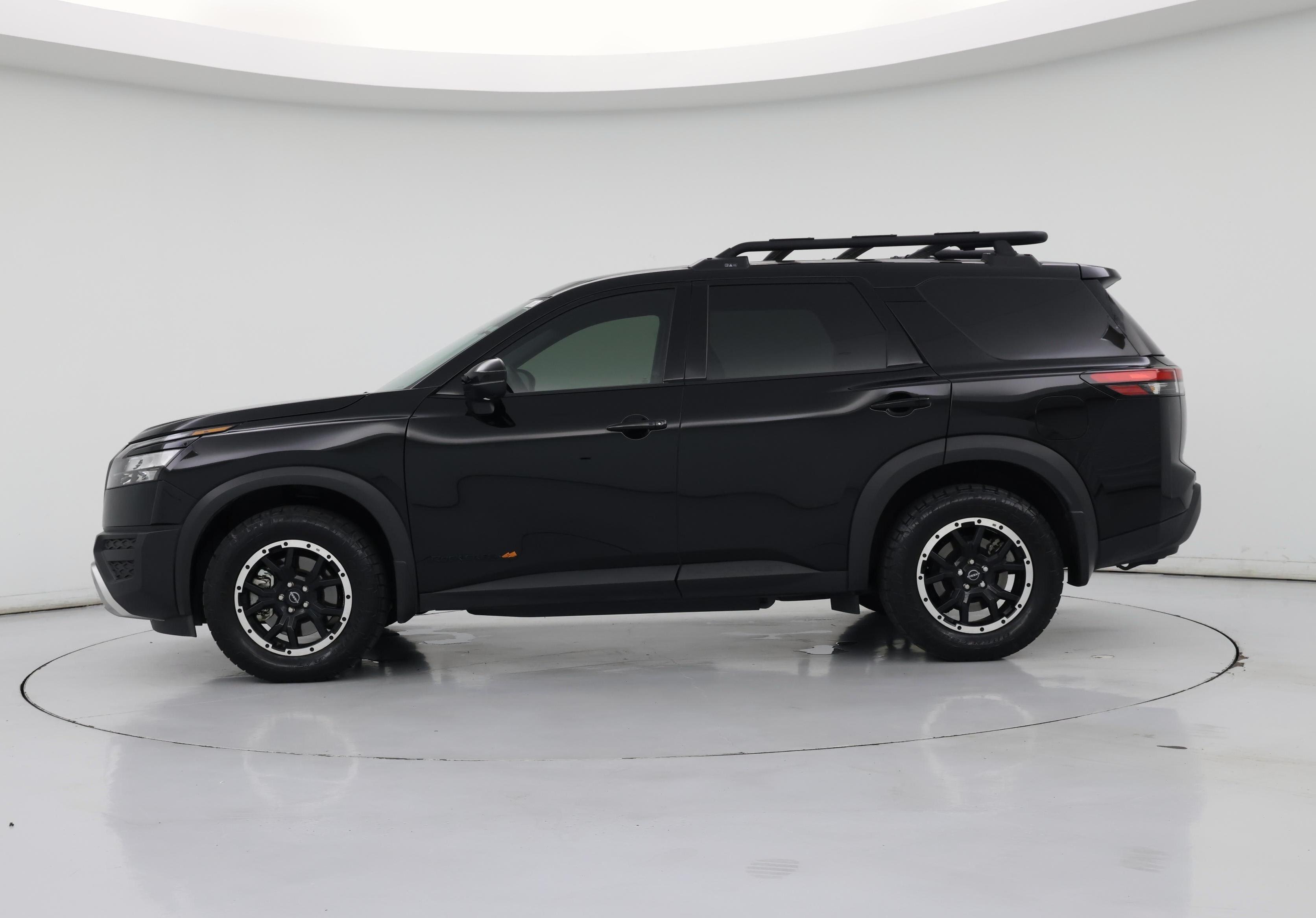 Thumbnail: 2024 Nissan Pathfinder - 3