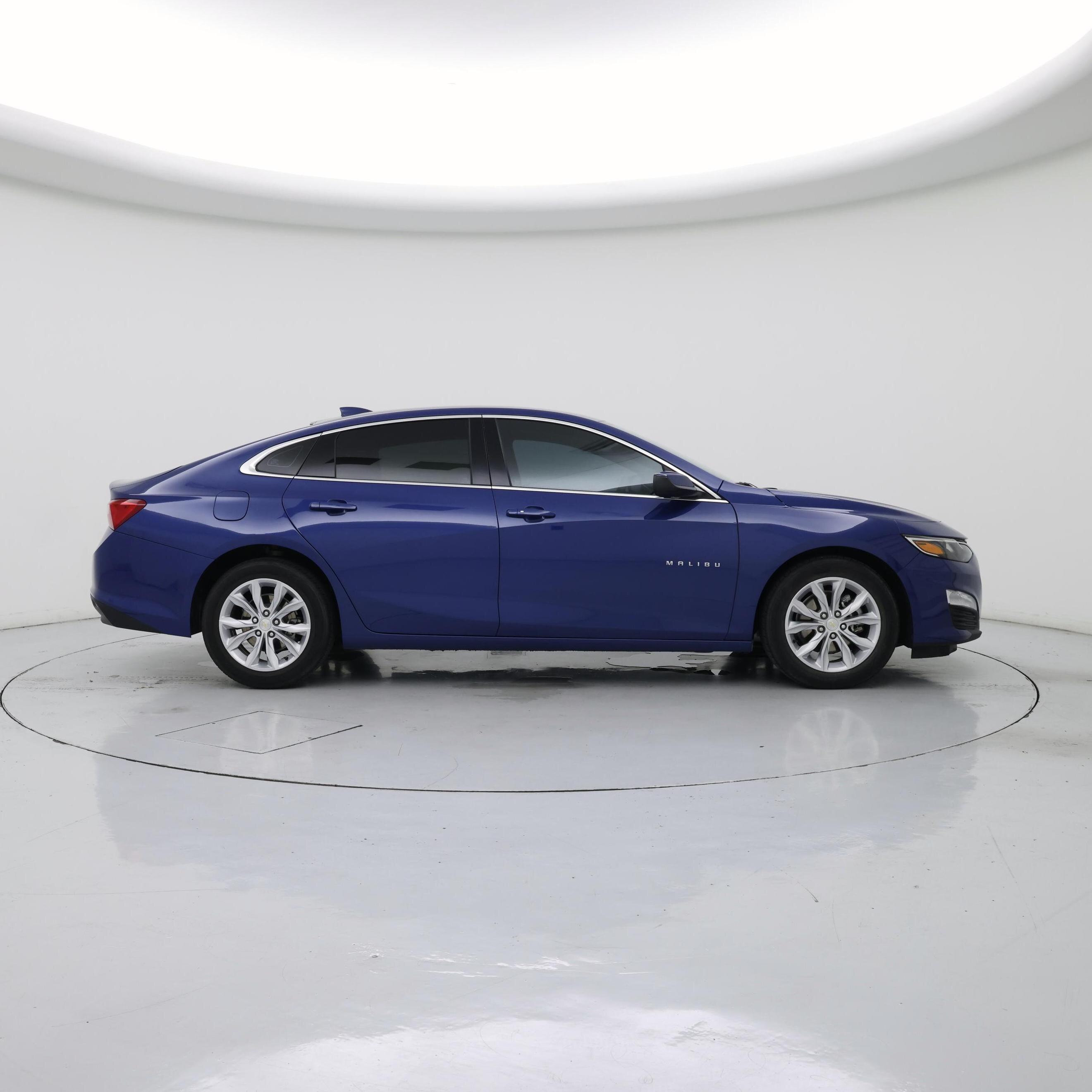 Thumbnail: 2023 Chevrolet Malibu - 7