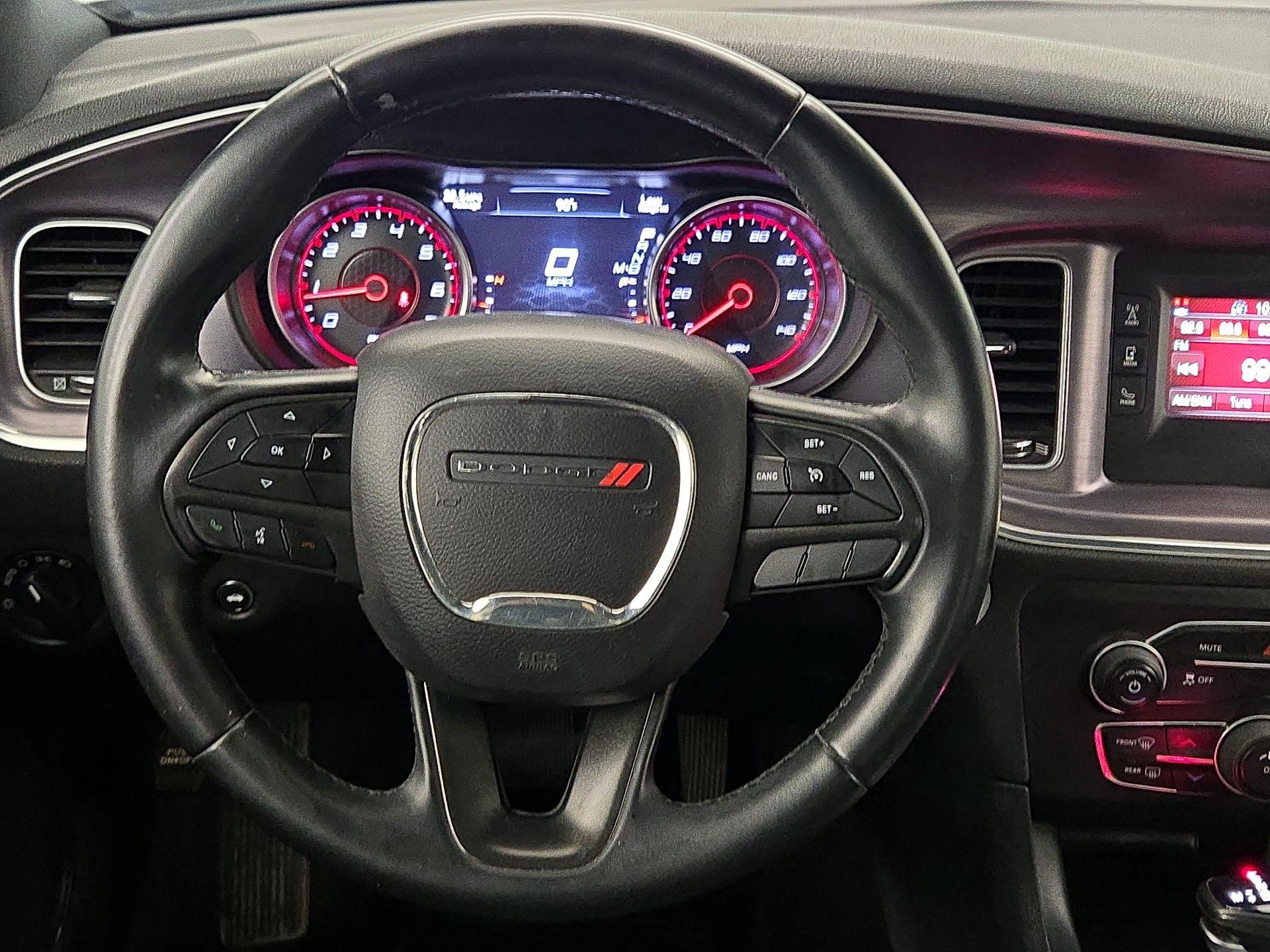 Thumbnail: 2017 Dodge Charger - 10