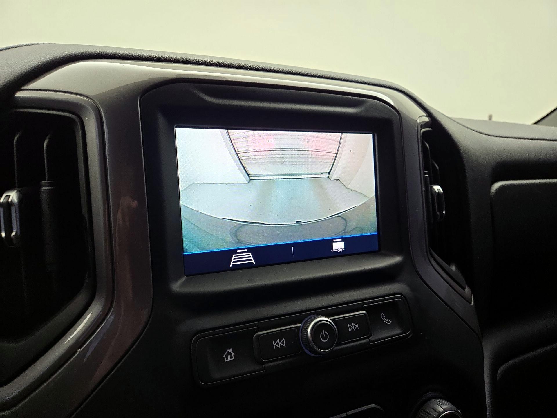 Thumbnail: 2021 Chevrolet Silverado 1500 - 14