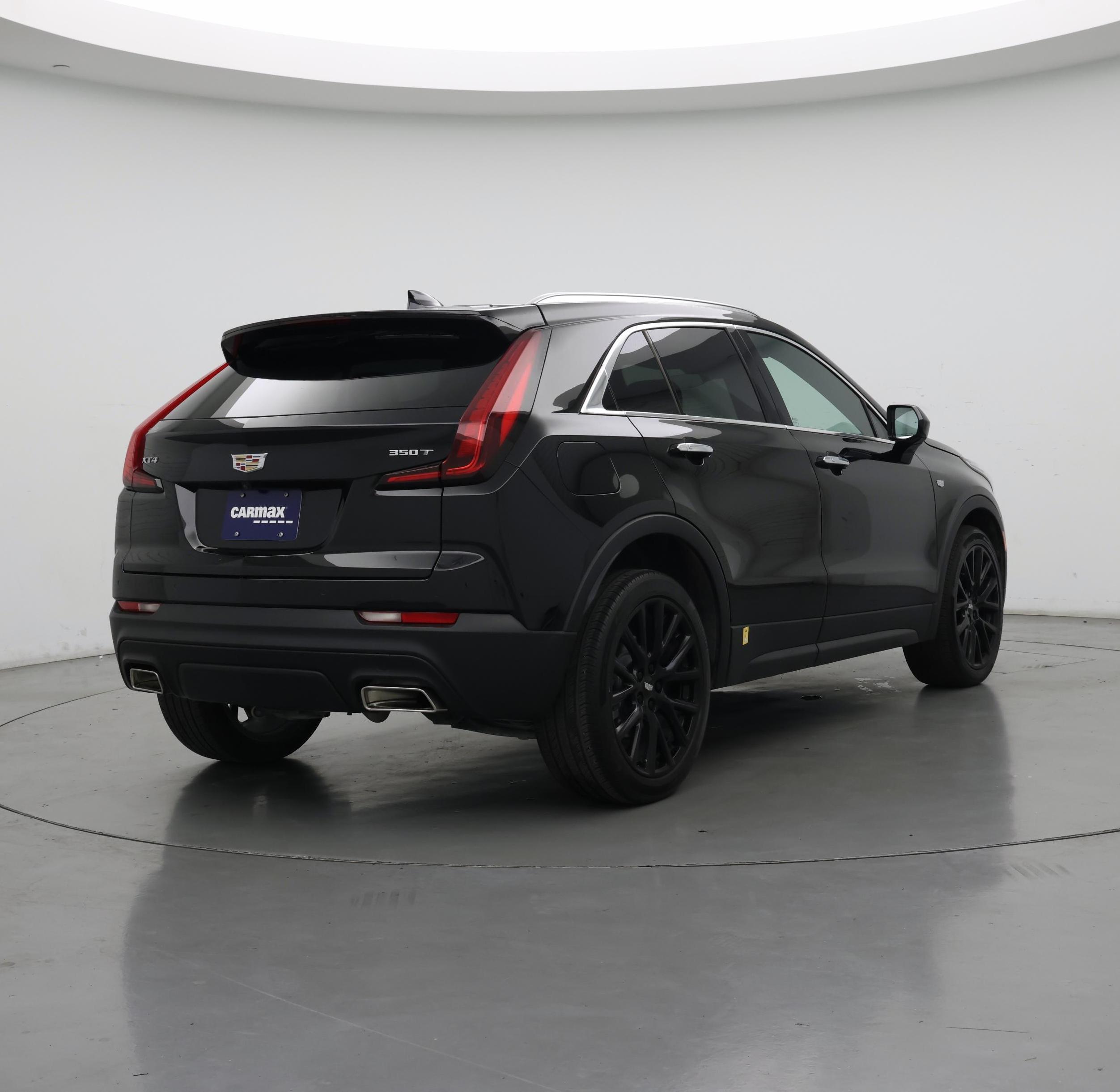 Thumbnail: 2023 Cadillac XT4 - 8