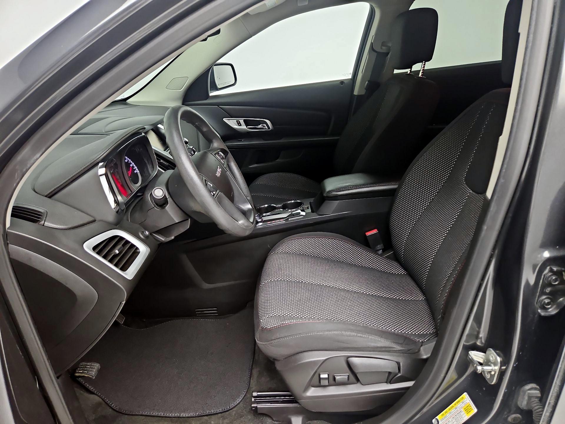 Thumbnail: 2017 GMC Terrain - 11