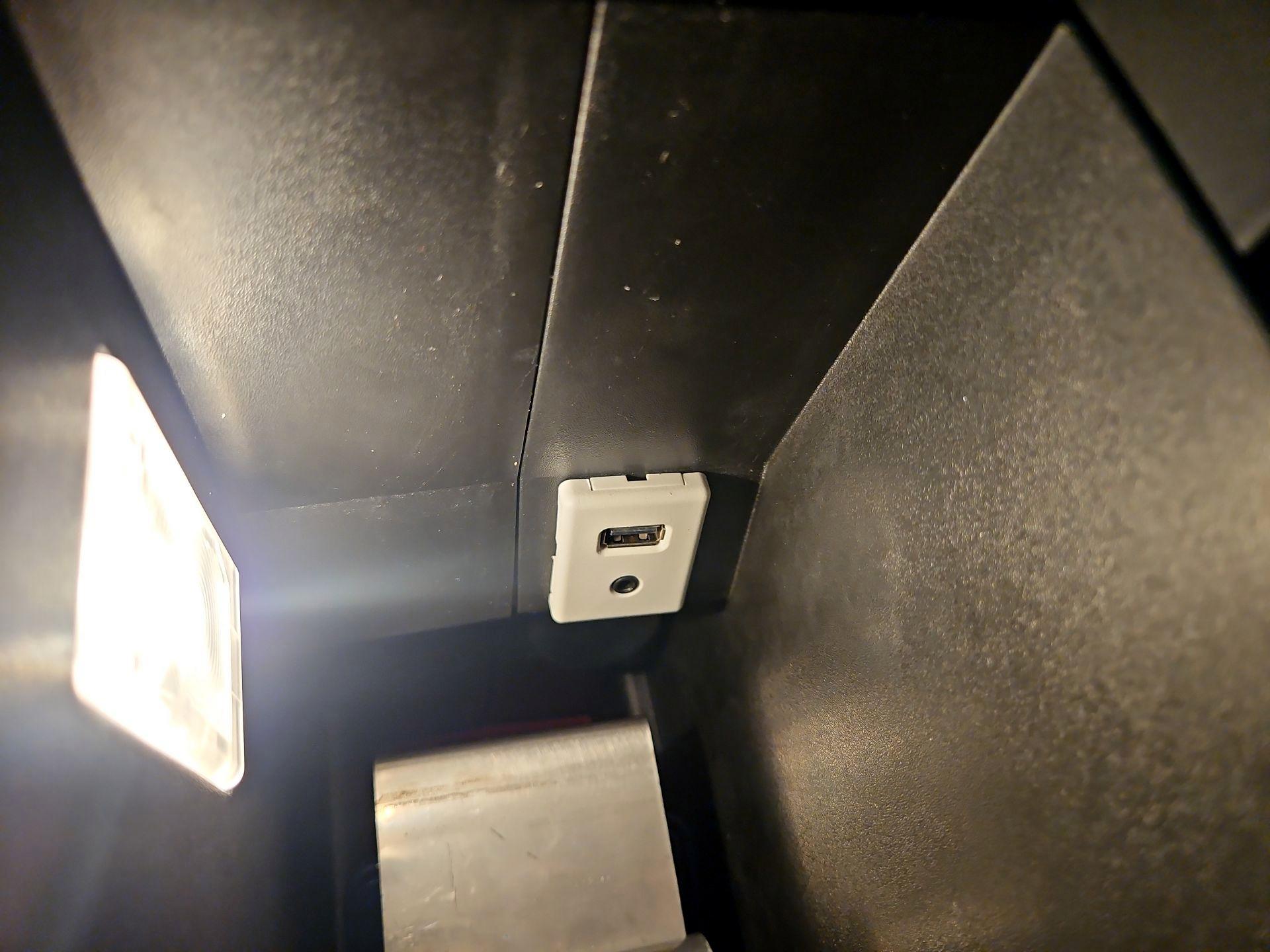 Thumbnail: 2017 GMC Terrain - 18