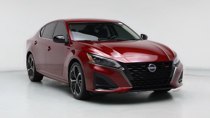 2023 Nissan Altima SR Hero Image