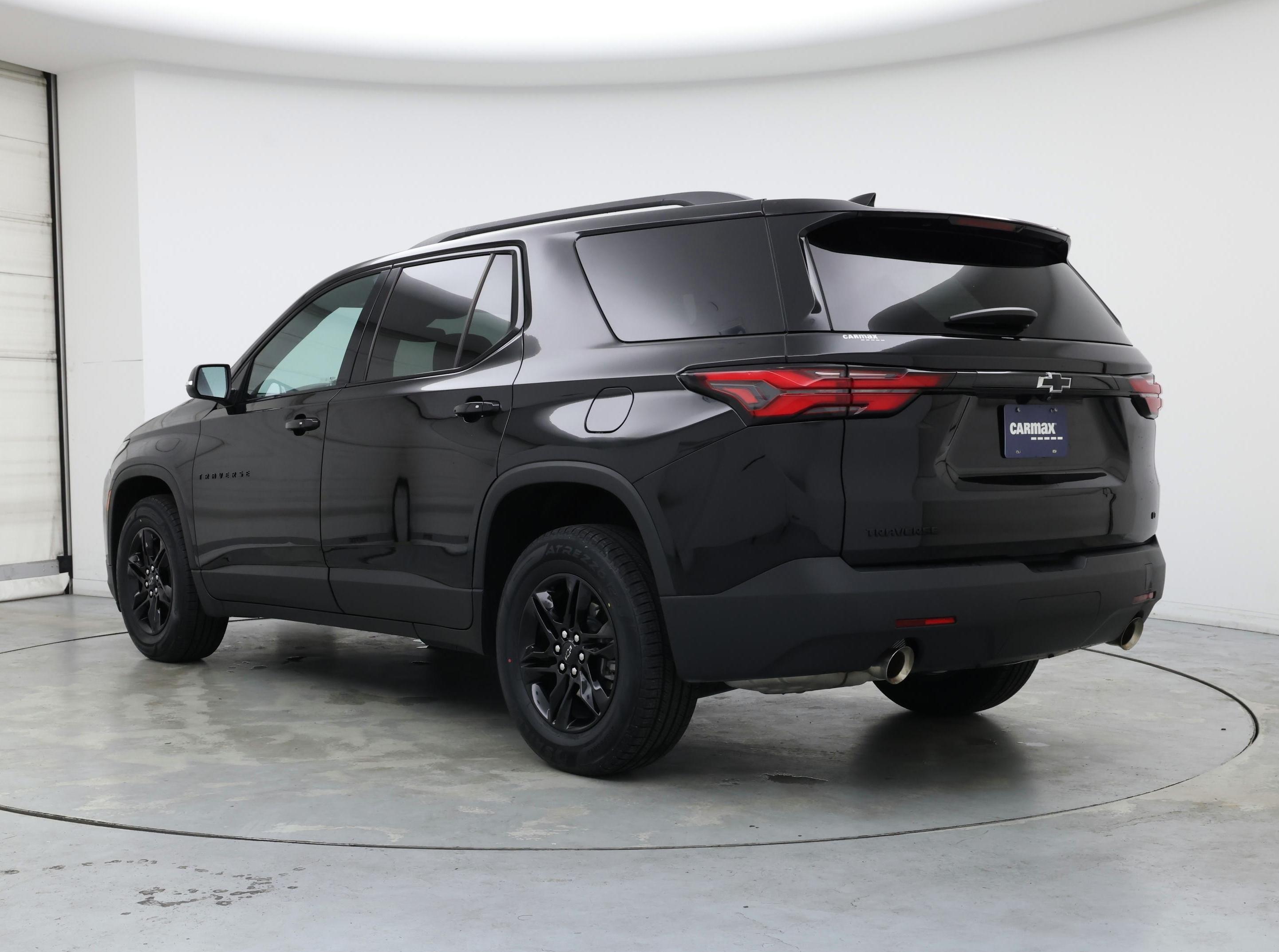 Thumbnail: 2023 Chevrolet Traverse - 2