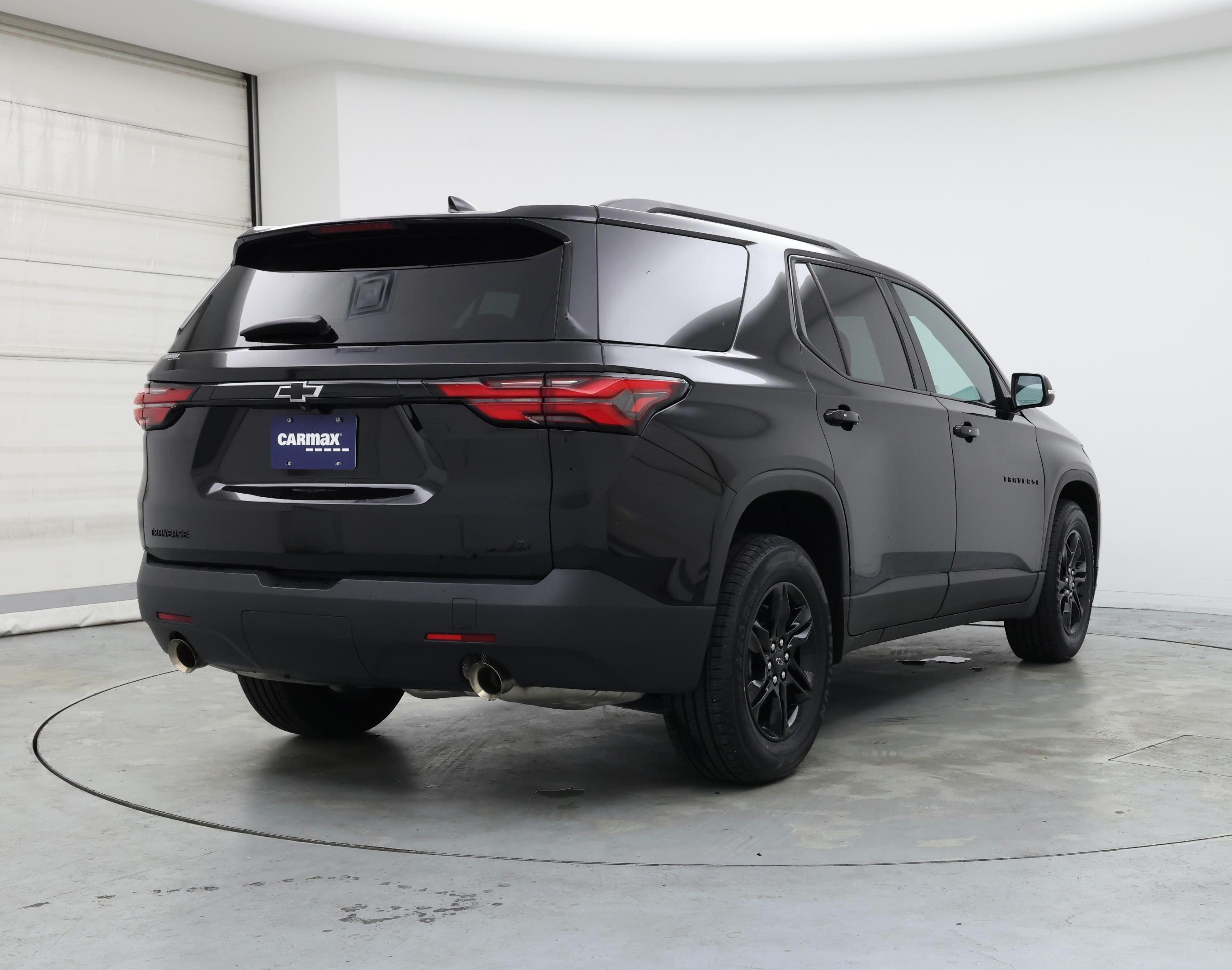 Thumbnail: 2023 Chevrolet Traverse - 8