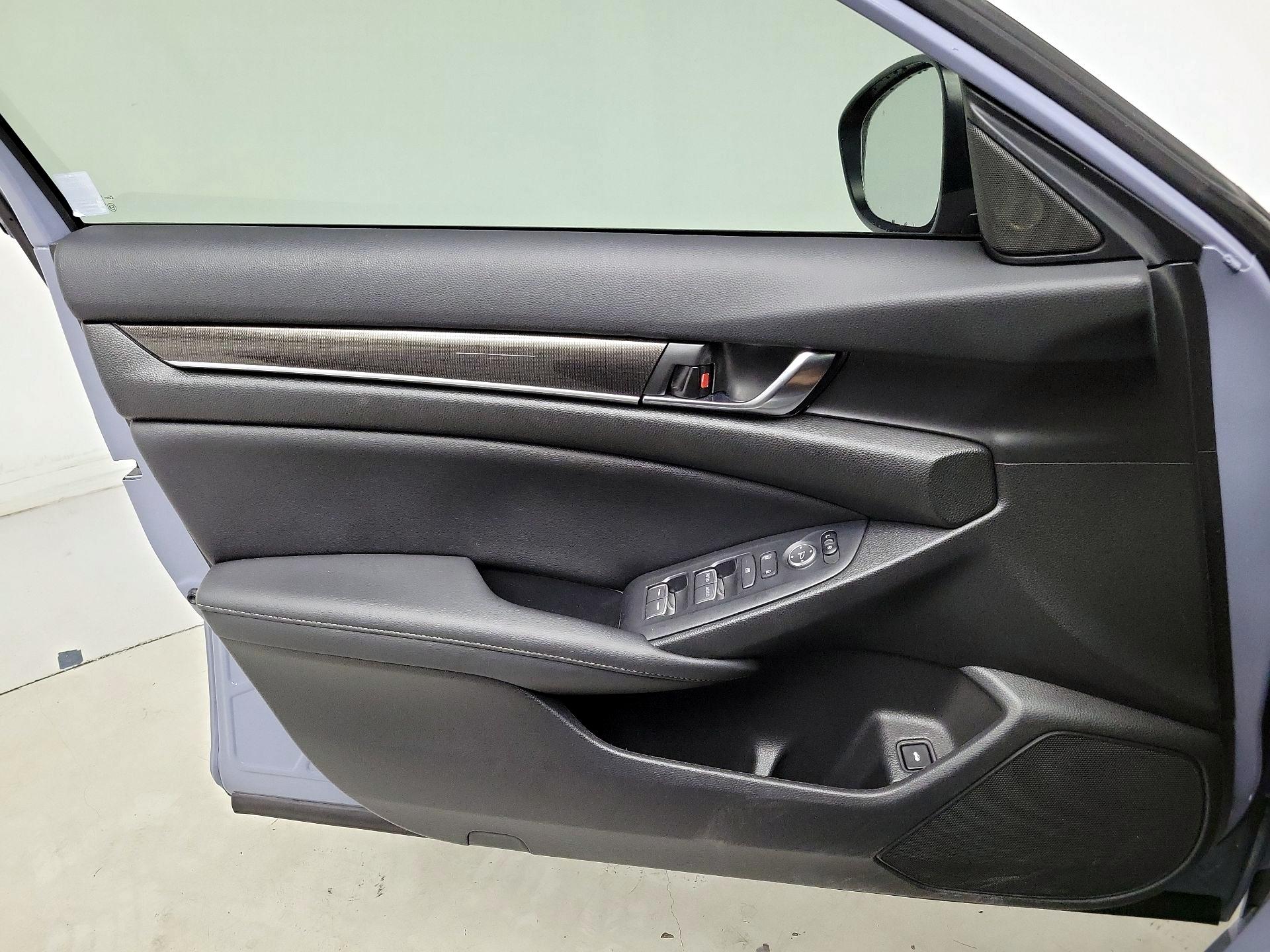 Thumbnail: 2022 Honda Accord - 12
