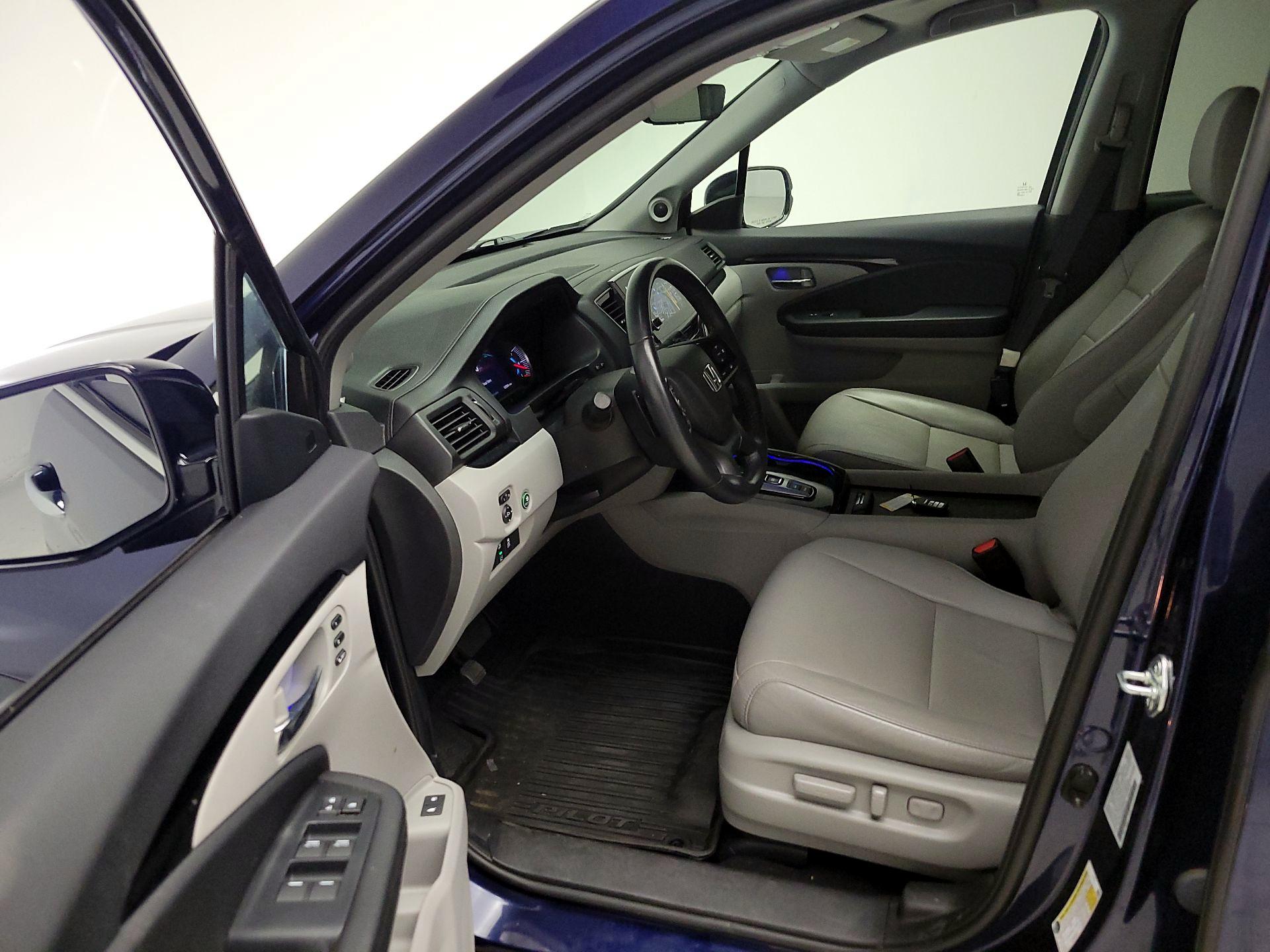 Thumbnail: 2022 Honda Pilot - 11