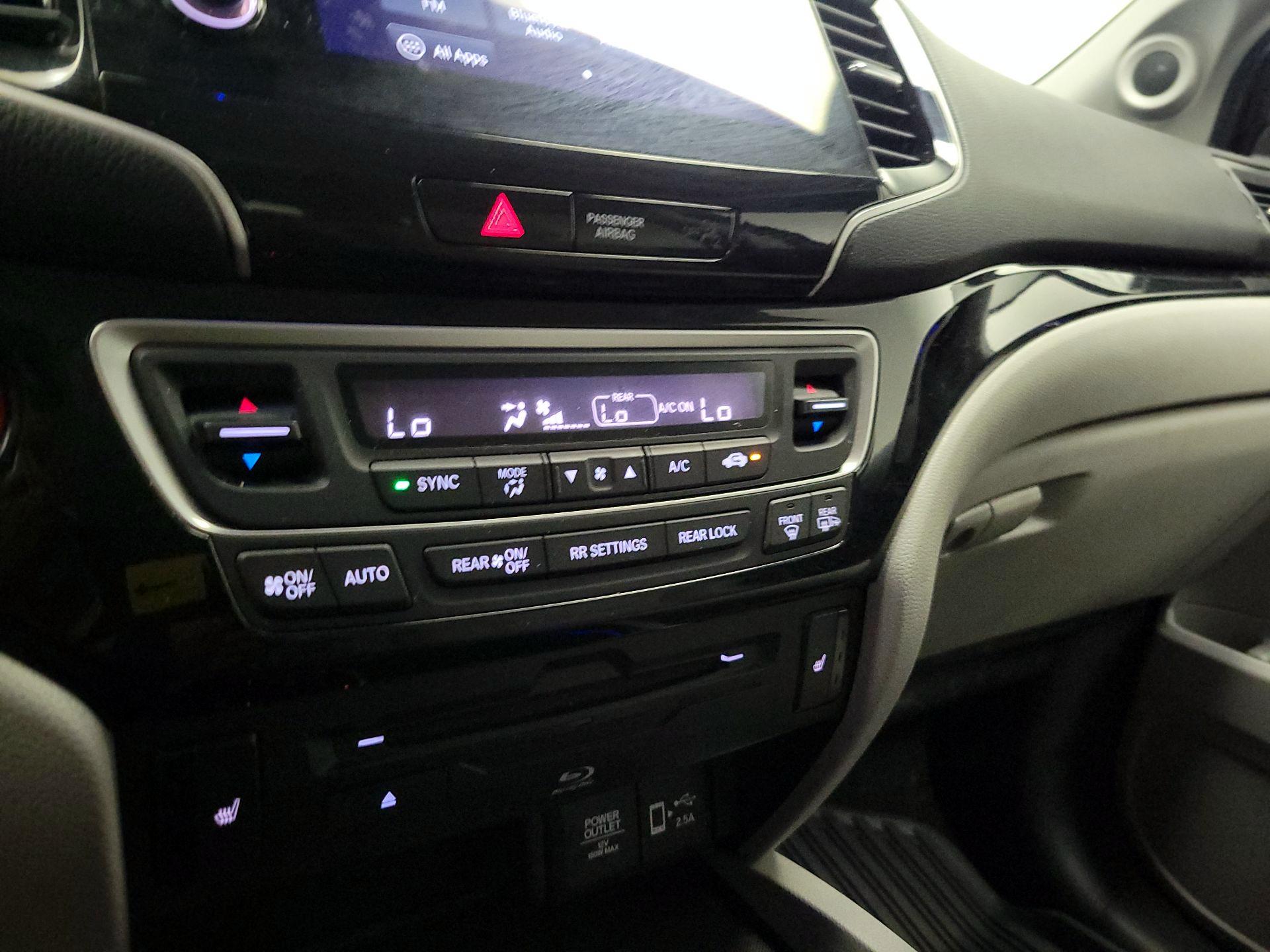 Thumbnail: 2022 Honda Pilot - 17