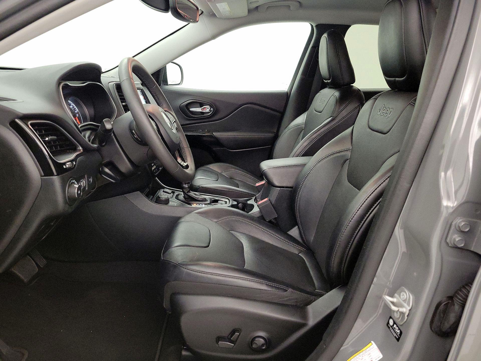 Thumbnail: 2023 Jeep Cherokee - 11