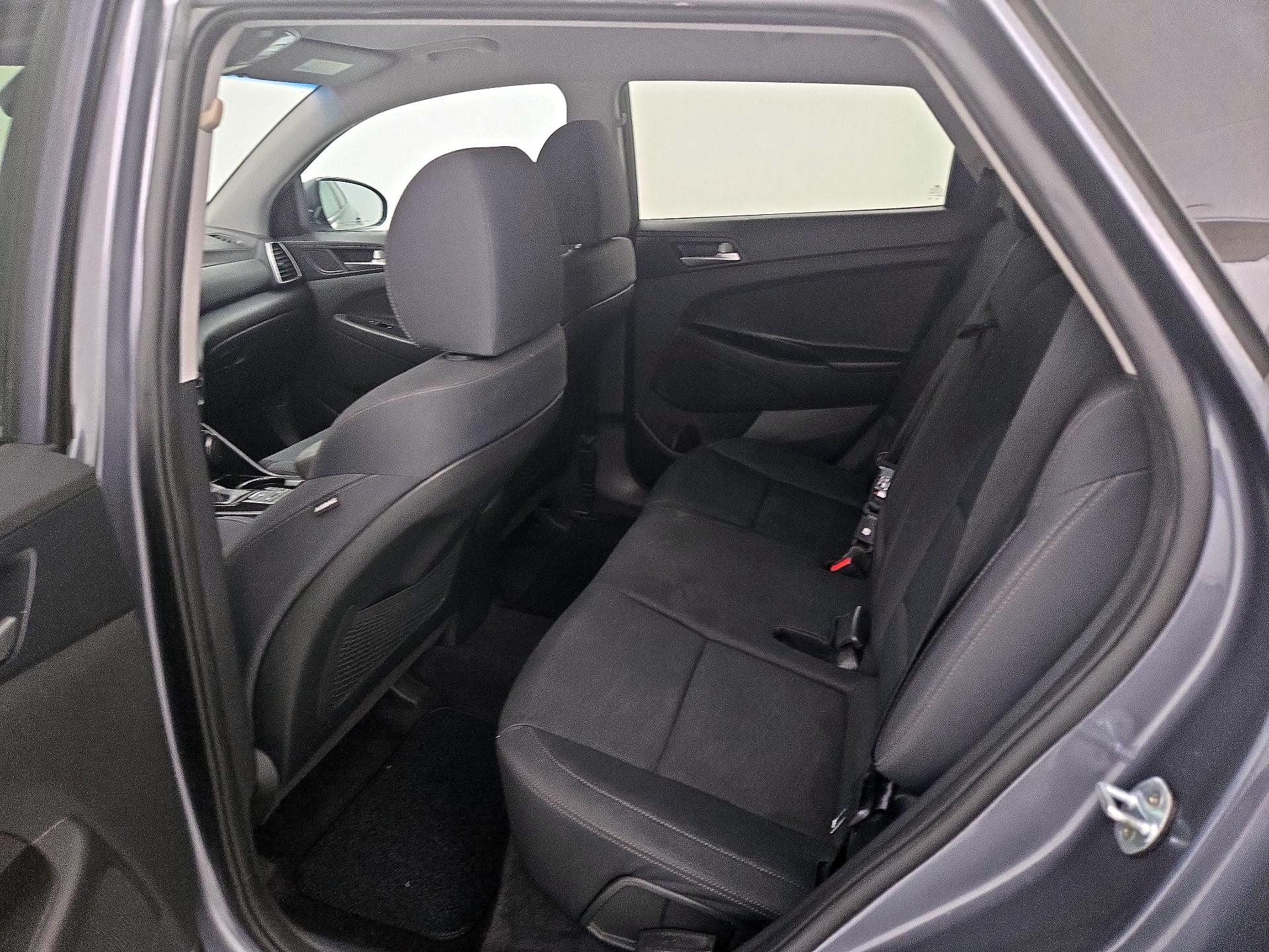 Thumbnail: 2019 Hyundai Tucson - 19