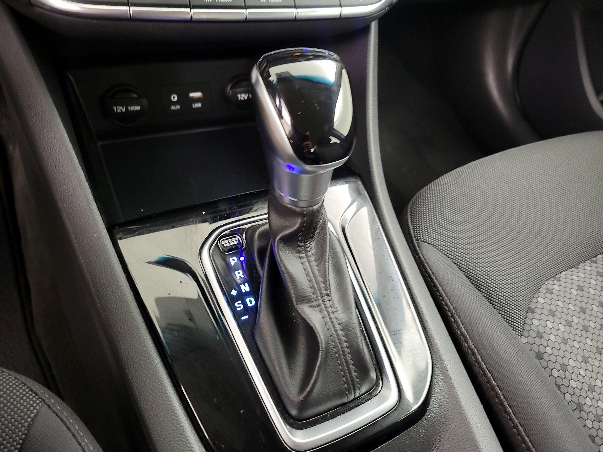 Thumbnail: 2019 Hyundai Ioniq - 17