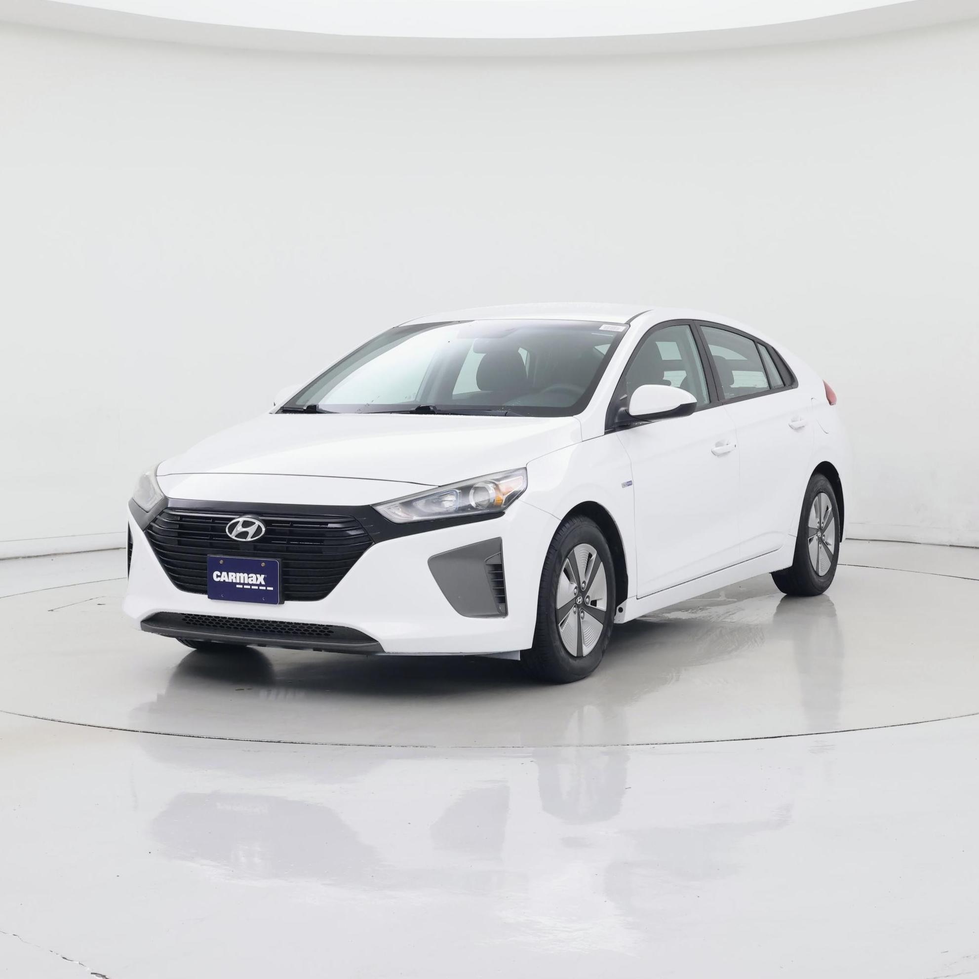 Thumbnail: 2019 Hyundai Ioniq - 4
