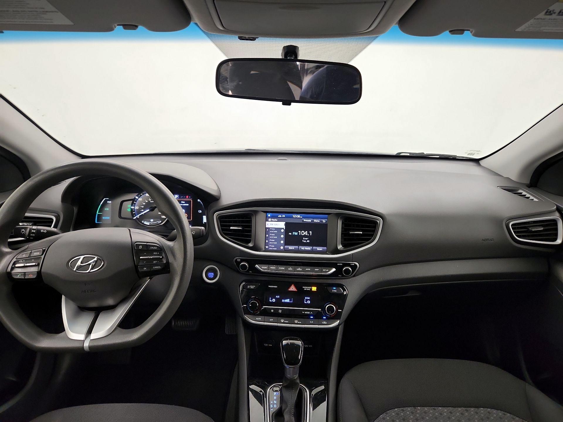 Thumbnail: 2018 Hyundai Ioniq - 9
