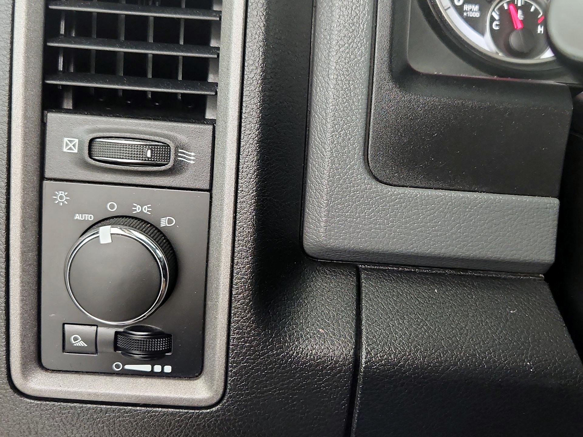 Thumbnail: 2017 RAM 1500 - 13