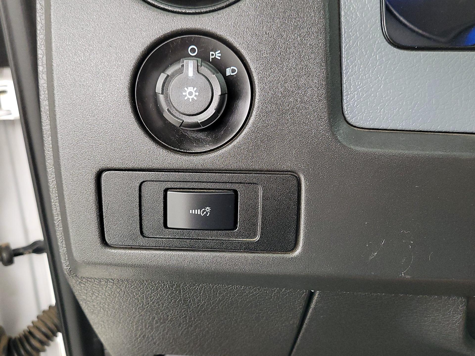 Thumbnail: 2013 Ford F-150 - 13