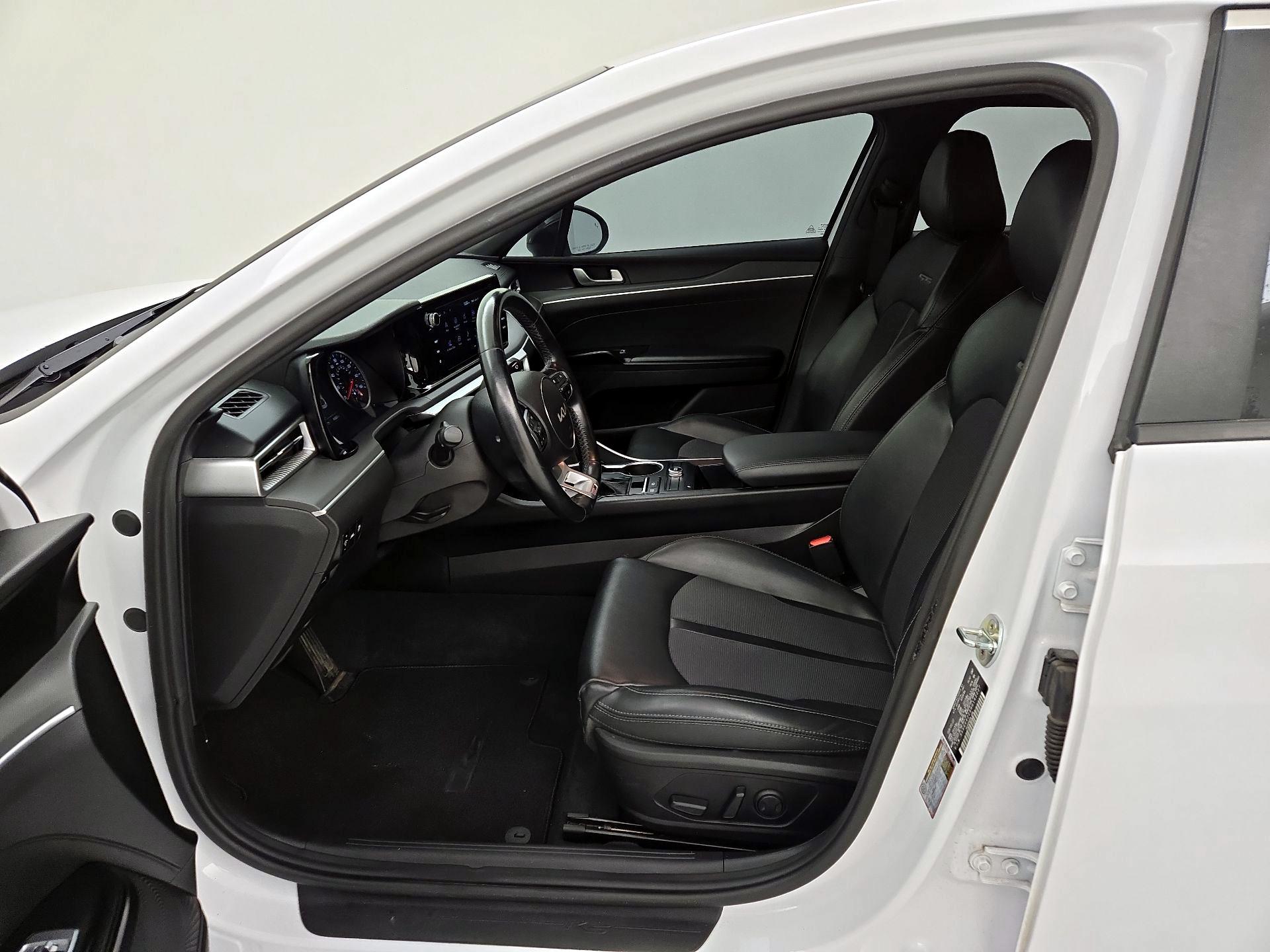 Thumbnail: 2022 Kia K5 - 11