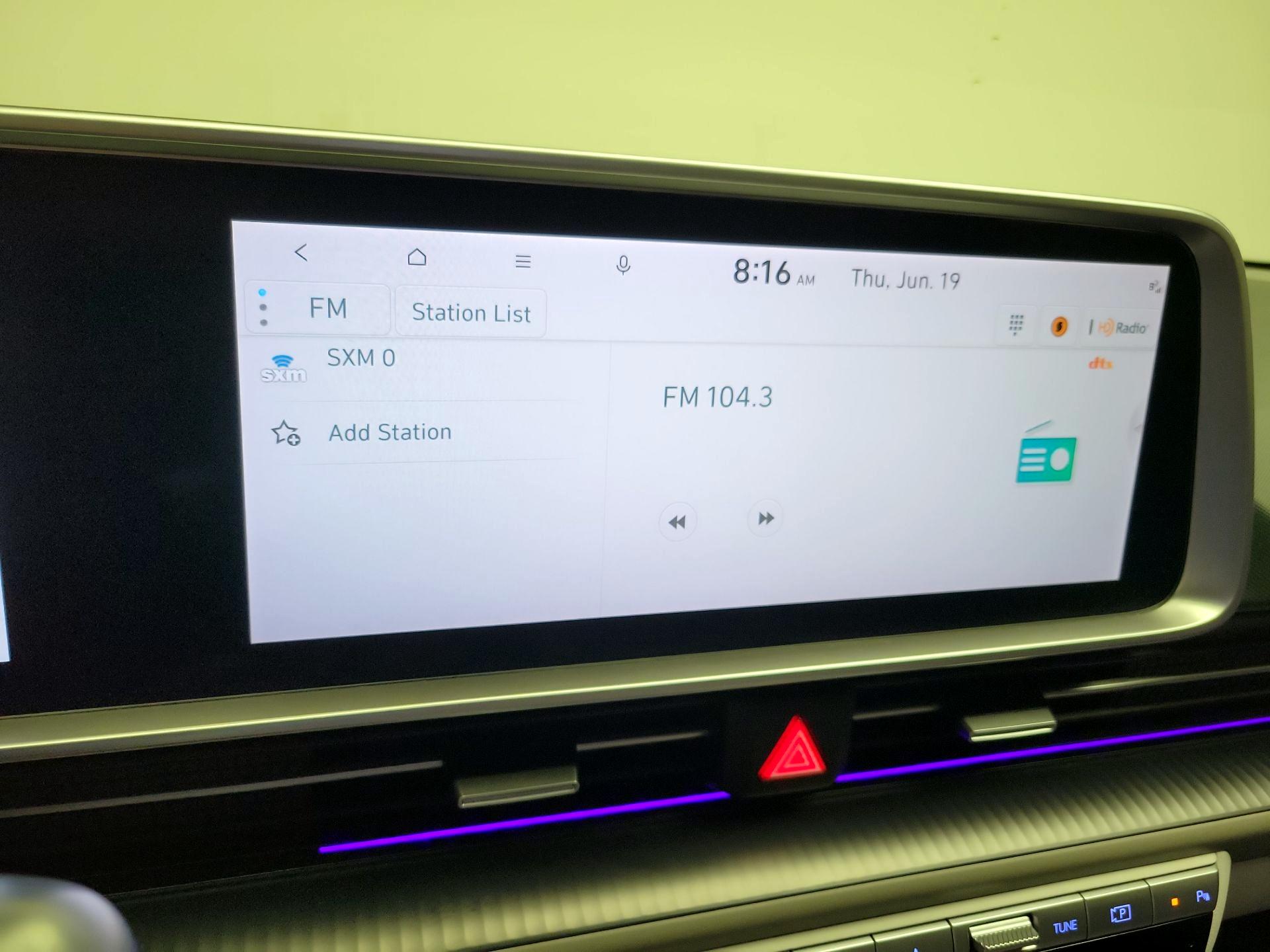 Thumbnail: 2023 Hyundai Ioniq 6 - 16