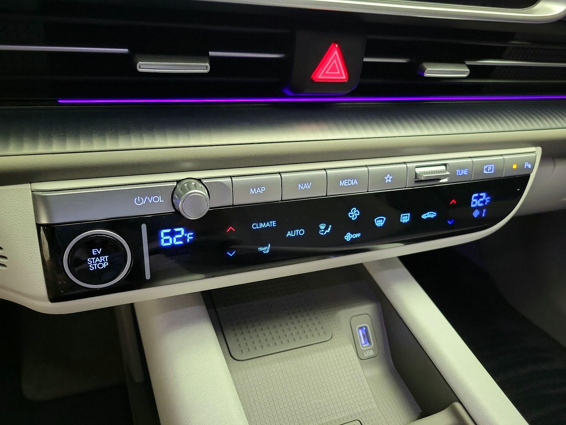 Thumbnail: 2023 Hyundai Ioniq 6 - 17