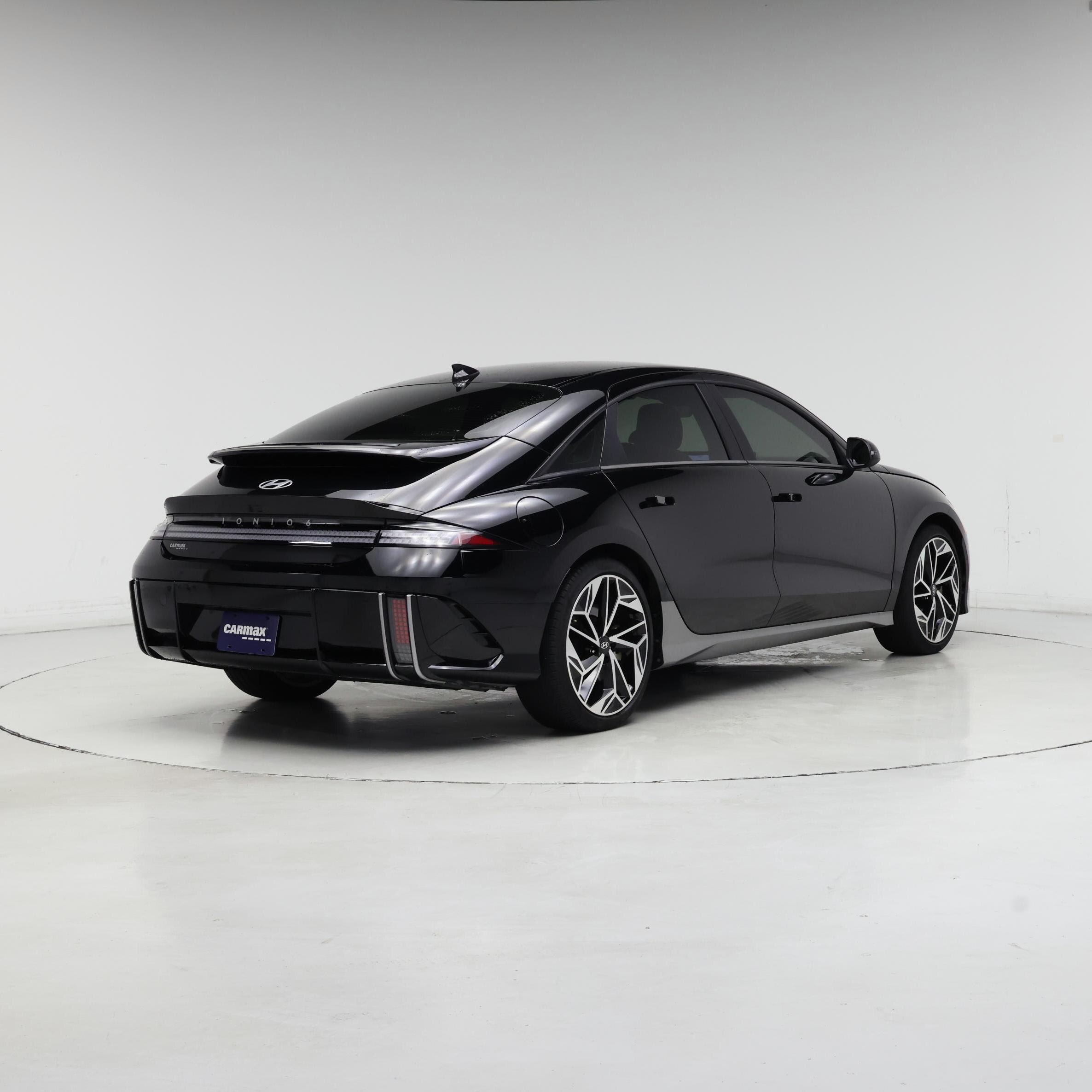 Thumbnail: 2023 Hyundai Ioniq 6 - 8