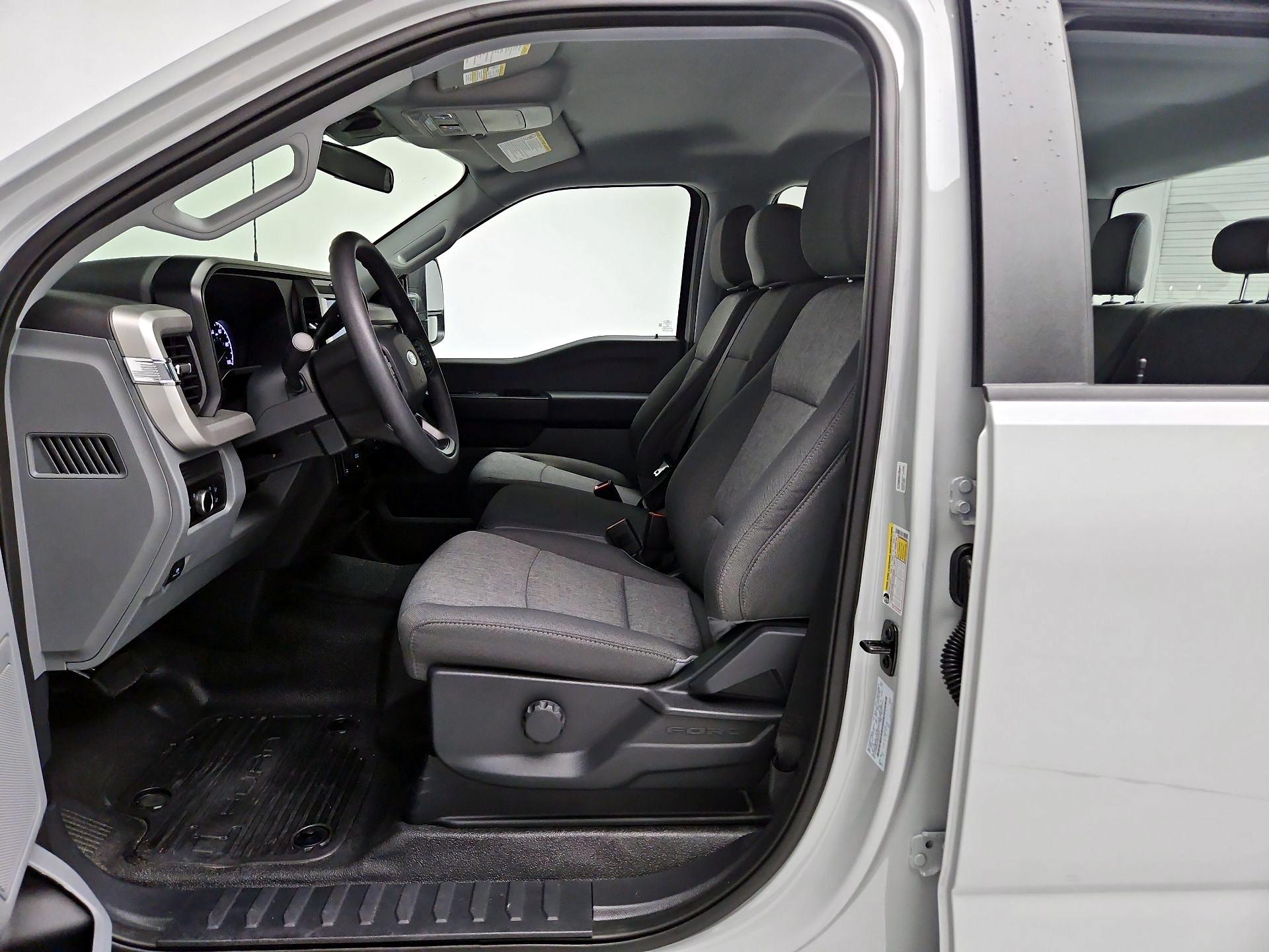 Thumbnail: 2025 Ford F-250 - 11