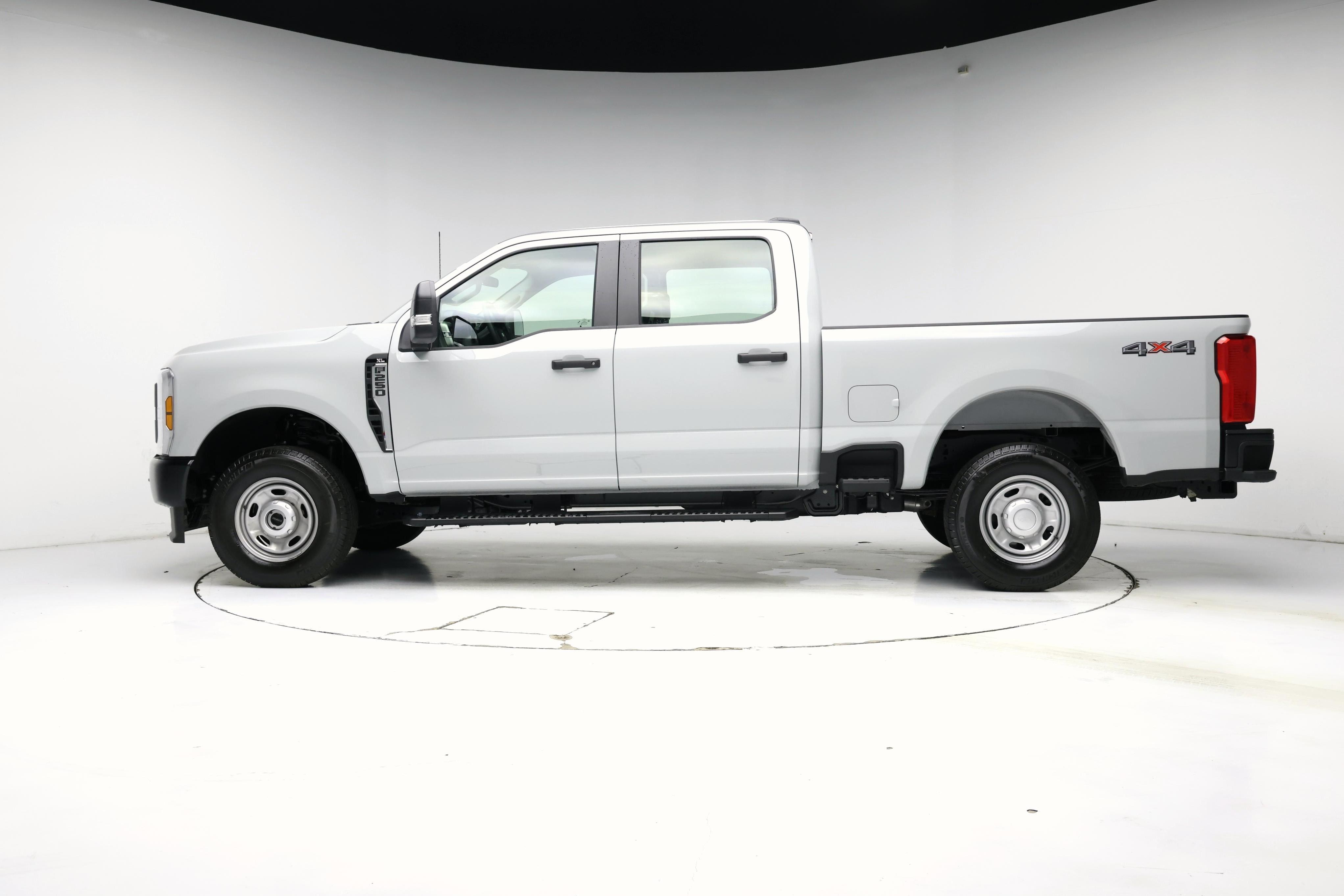 Thumbnail: 2025 Ford F-250 - 3