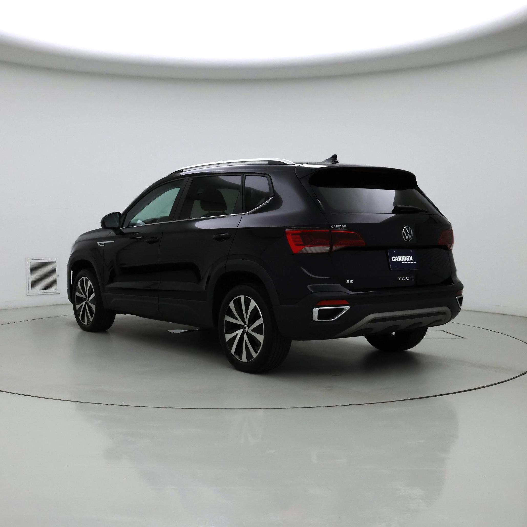 Thumbnail: 2022 Volkswagen Taos - 2